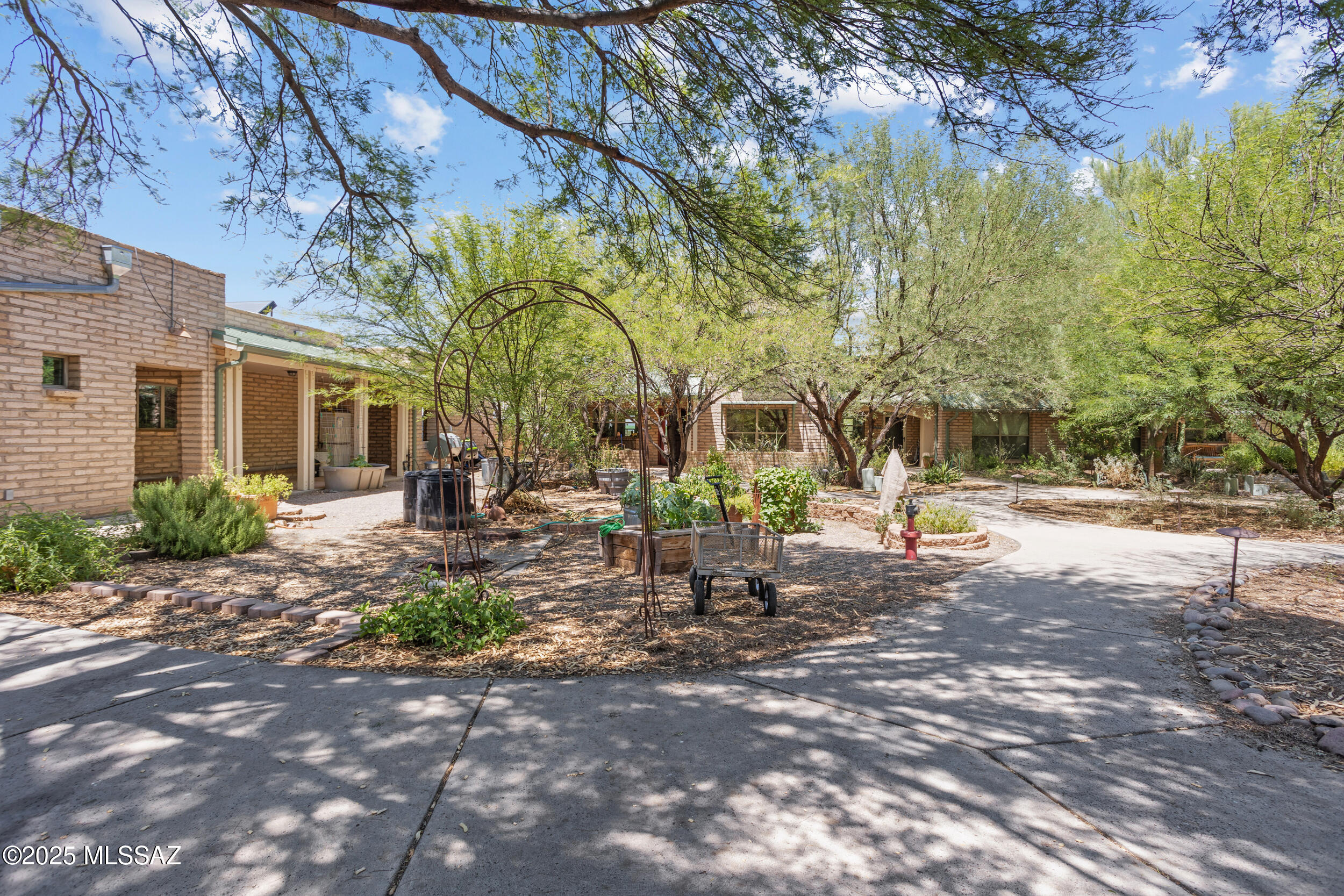 Milagro (1-28) - Residential