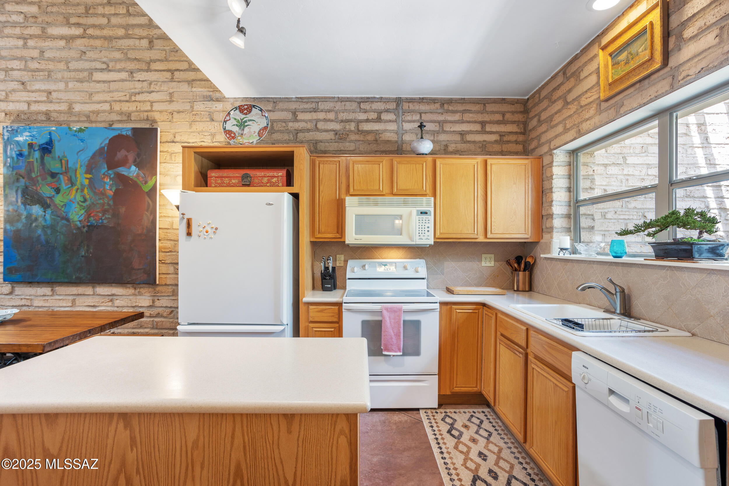 Milagro (1-28) - Residential