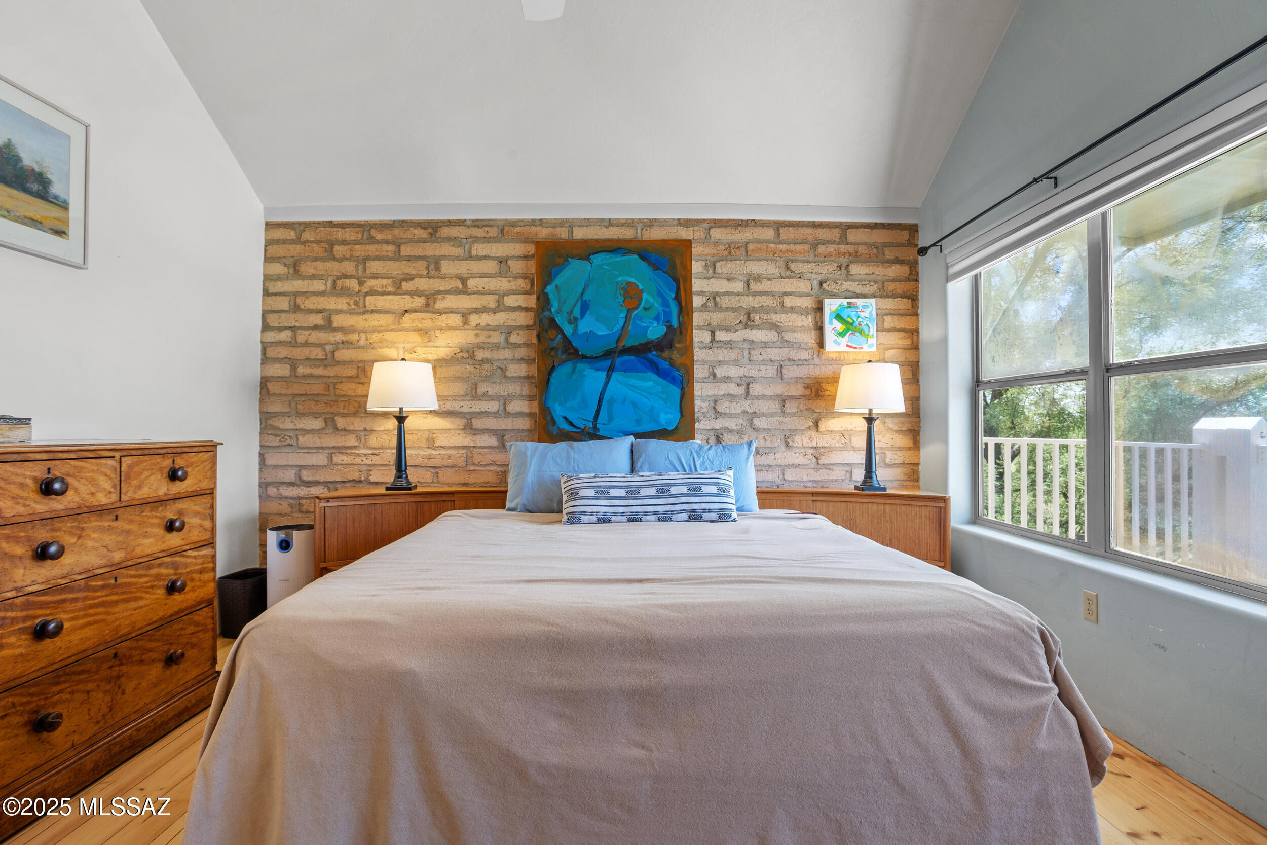 Milagro (1-28) - Residential