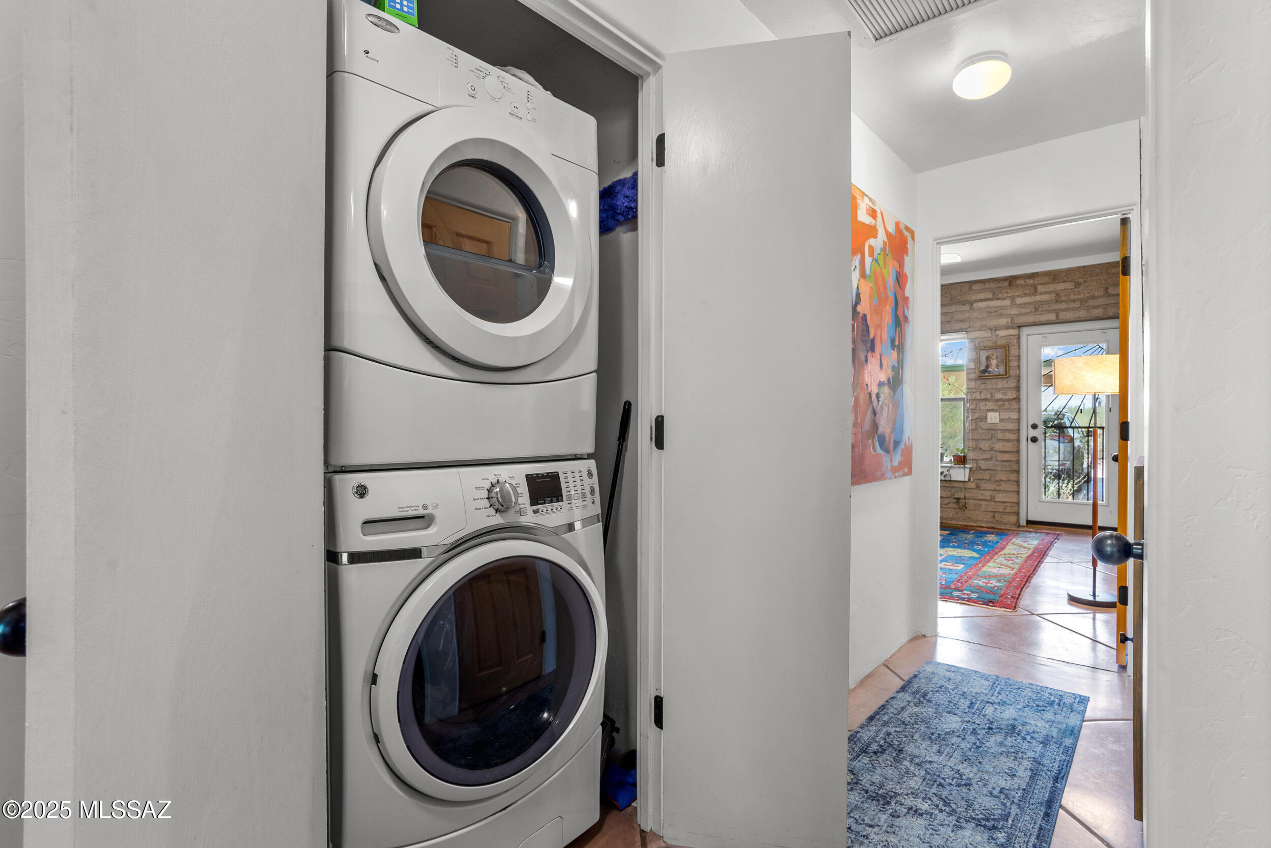 Milagro (1-28) - Residential