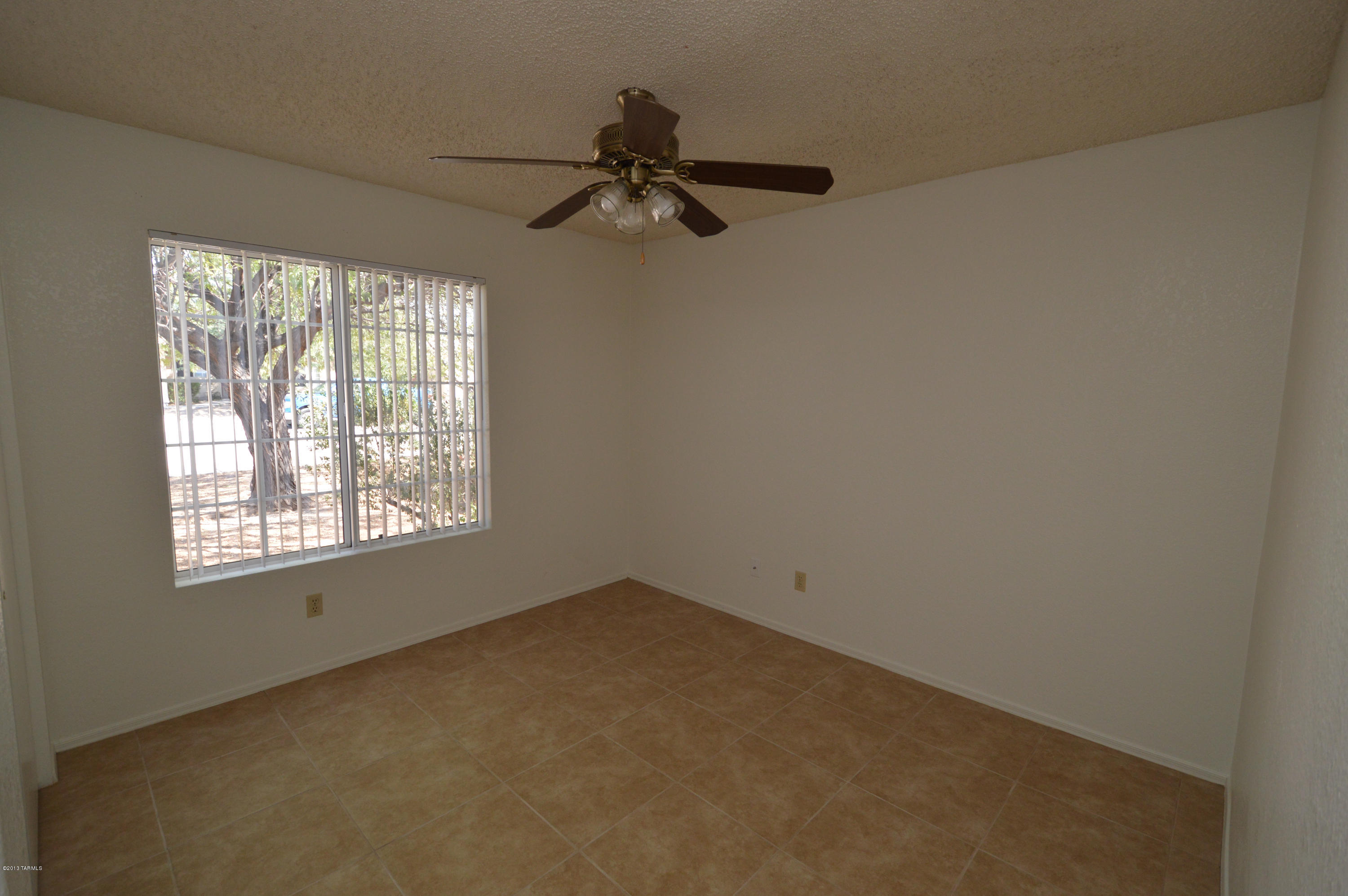 Rancho Antigua II (1-224) - Residential Lease