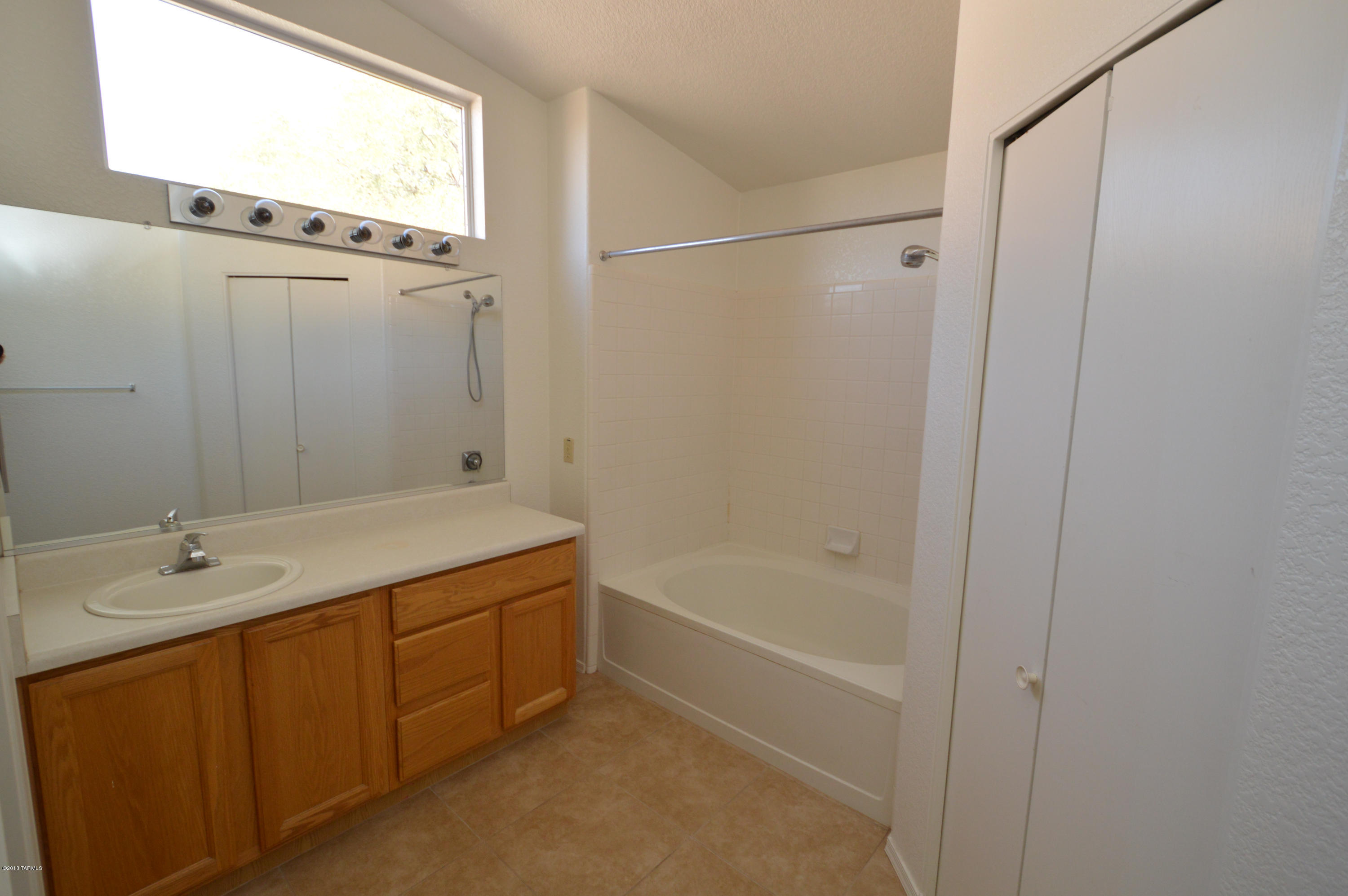 Rancho Antigua II (1-224) - Residential Lease