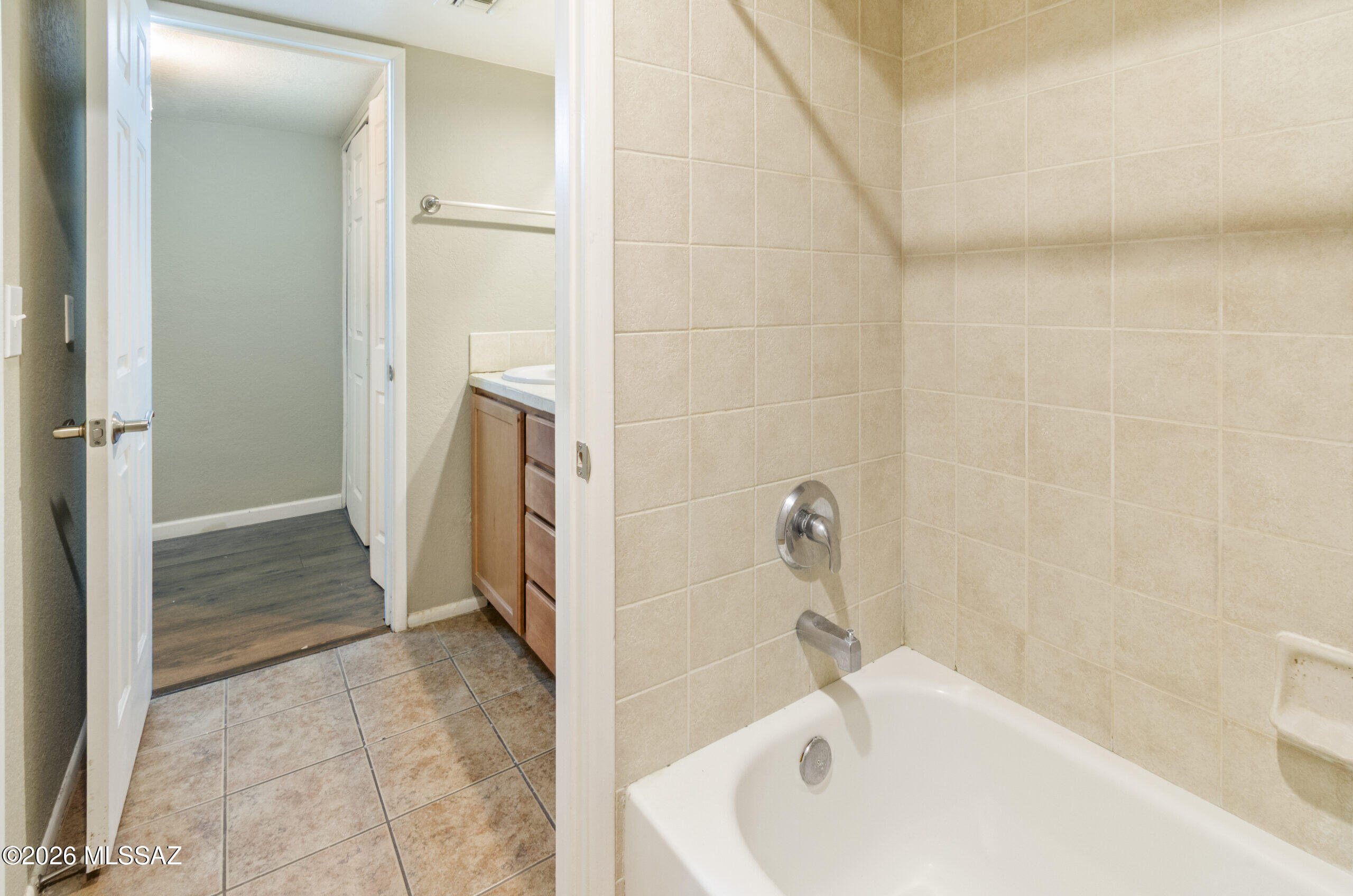 Ventana Vista Condominiums - Residential Lease