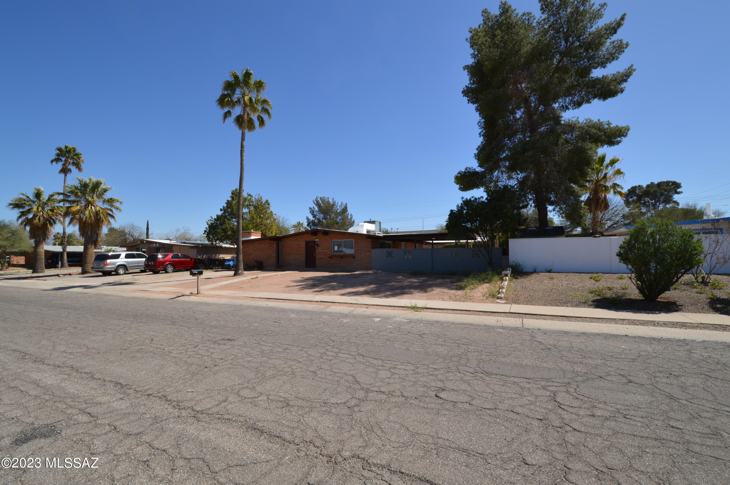 Kingston Knolls Terrace - Residential Lease