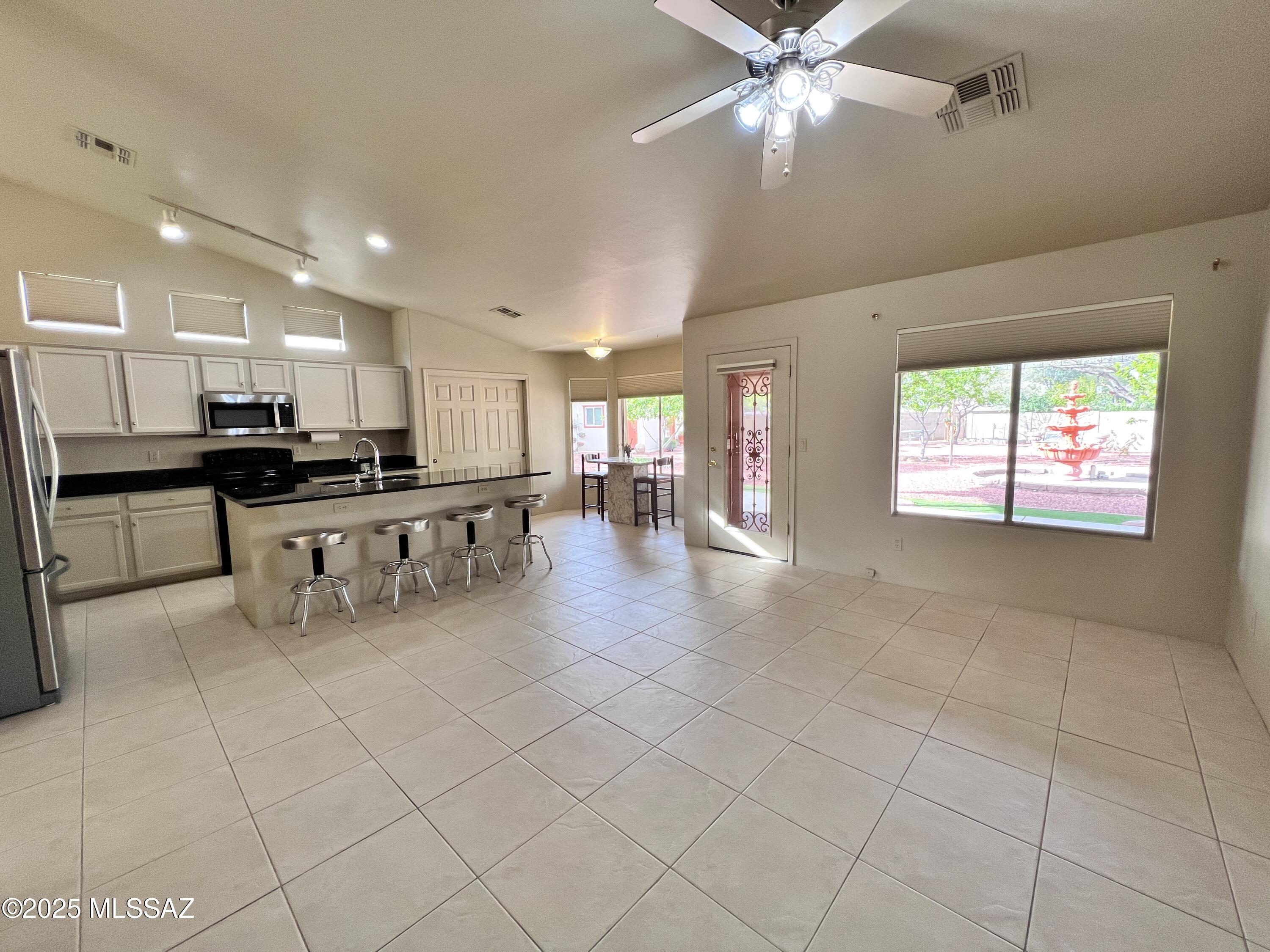 Continental Ranch (1-148) - Residential Lease