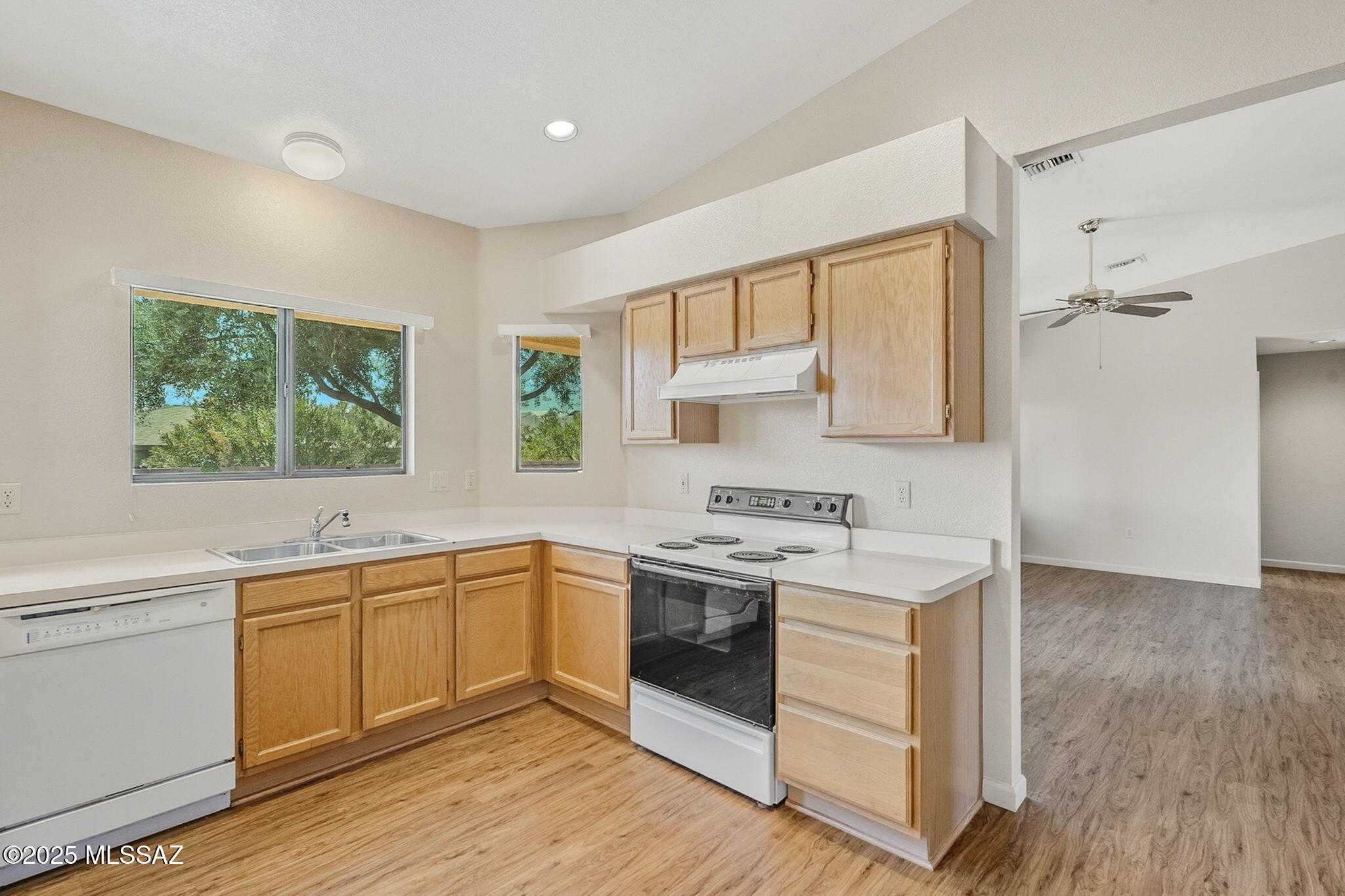 Las Campanas BLK I (1-96) - Residential