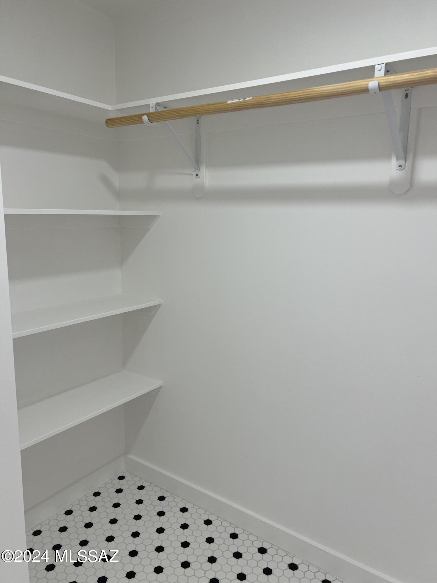 Jefferson Park Addition - Residential Lease