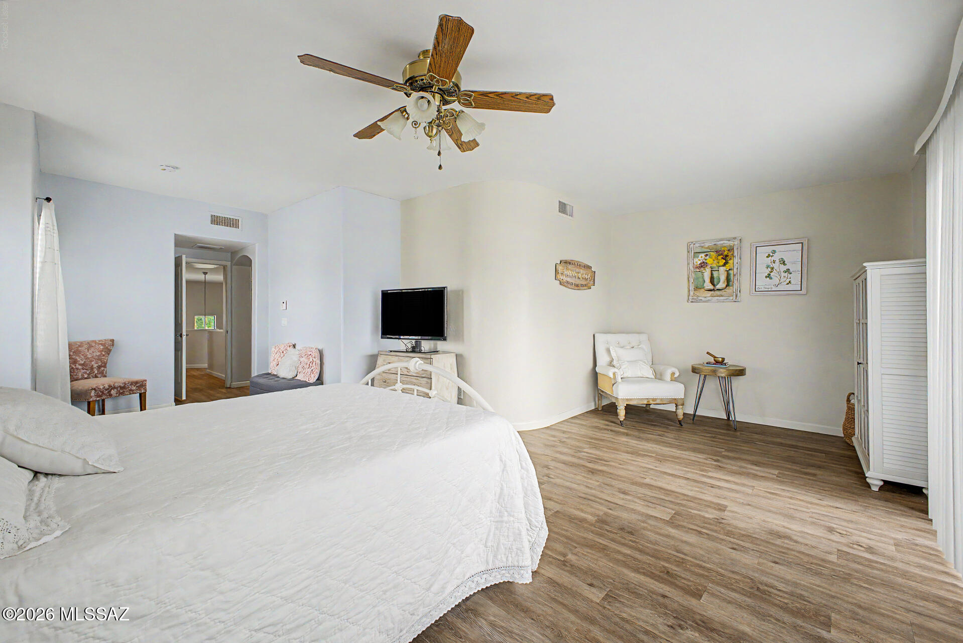Plaza Bonita (1-43) - Residential