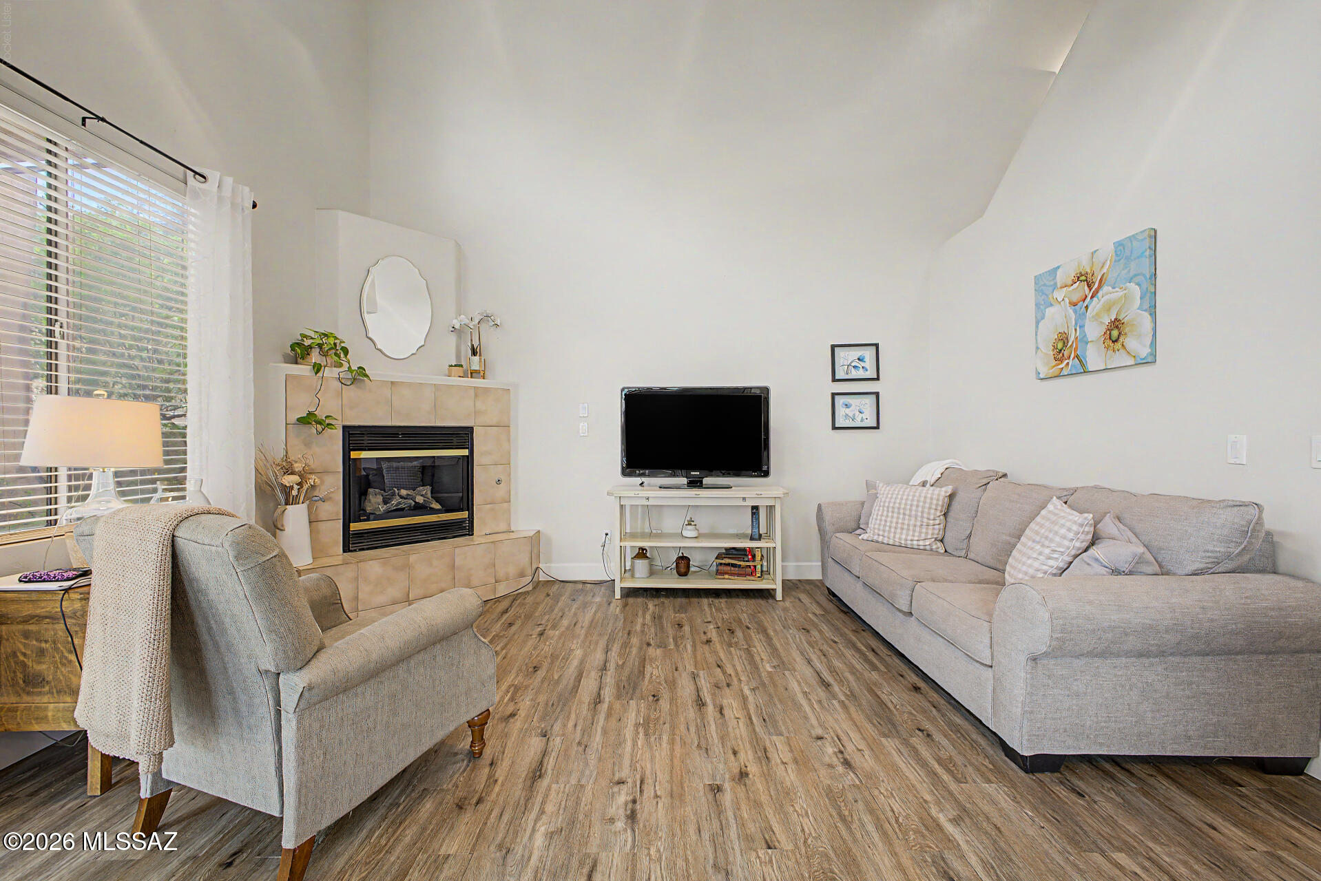 Plaza Bonita (1-43) - Residential