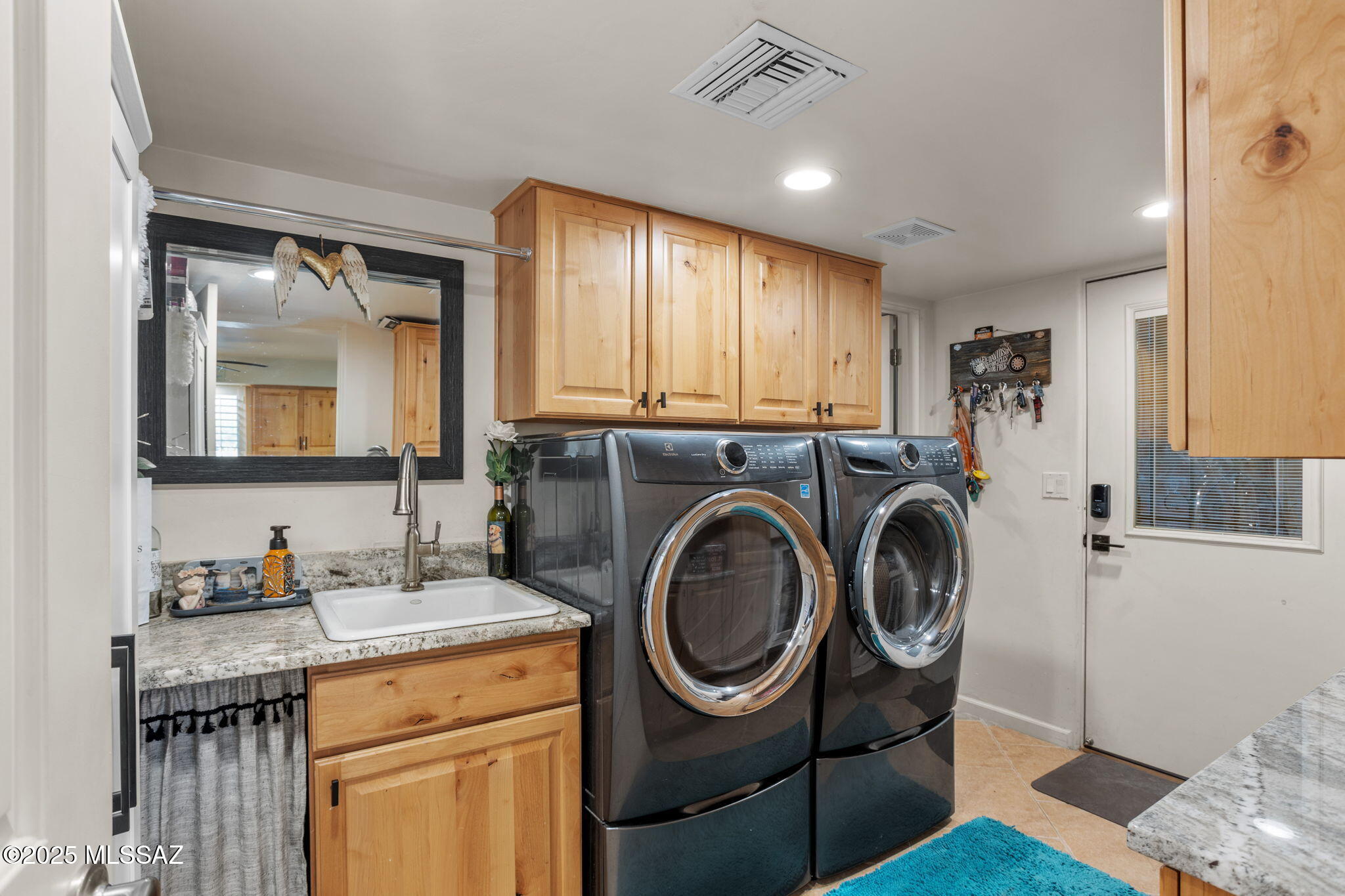Mesaland Annex(102-135) - Residential