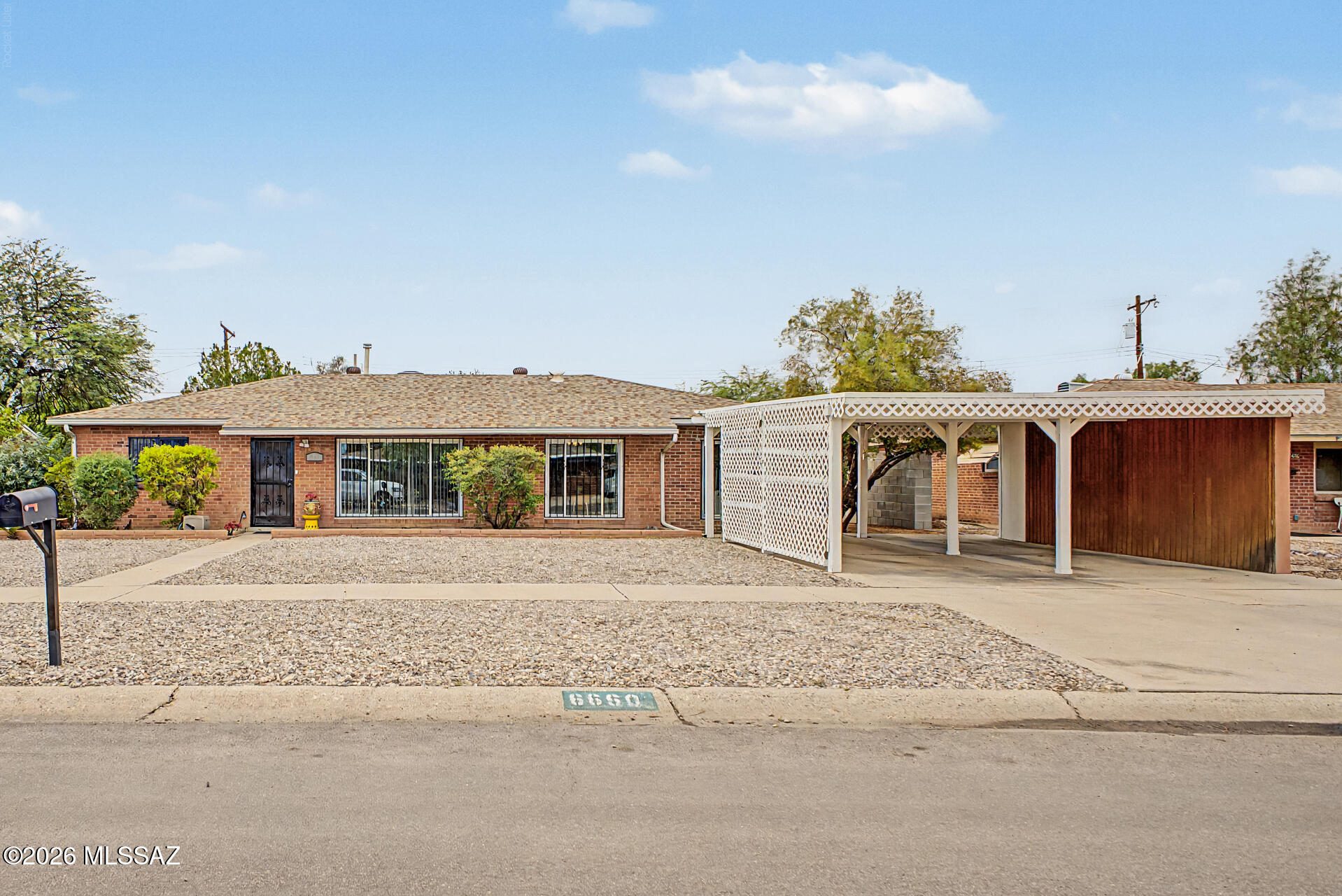 Manana Vista - Residential
