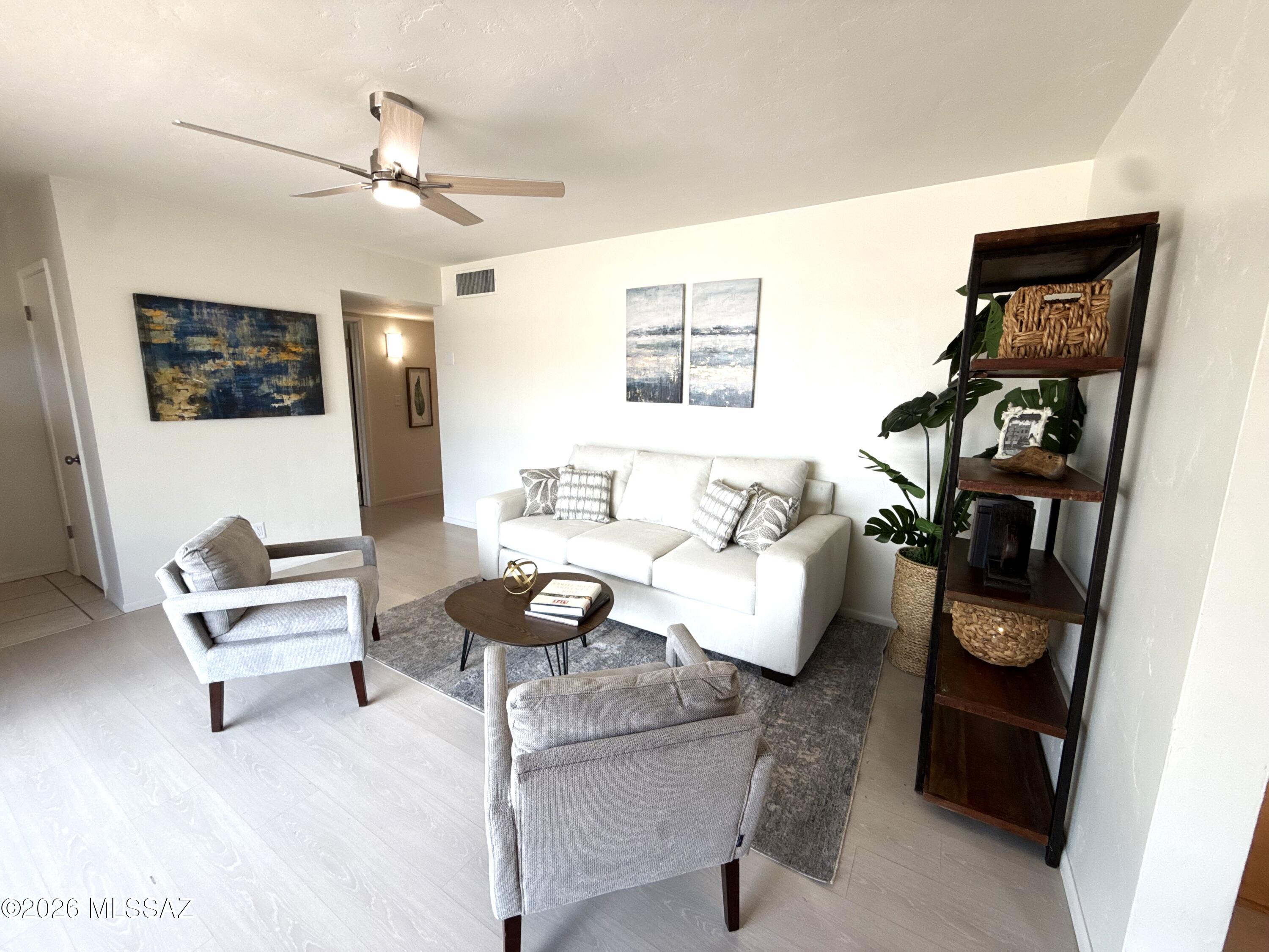 Manana Vista - Residential