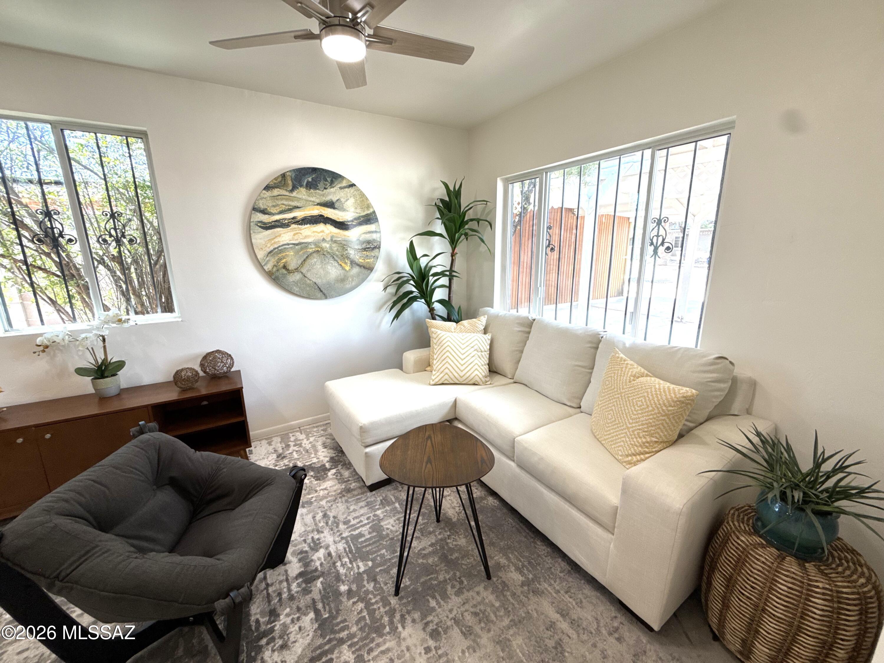 Manana Vista - Residential