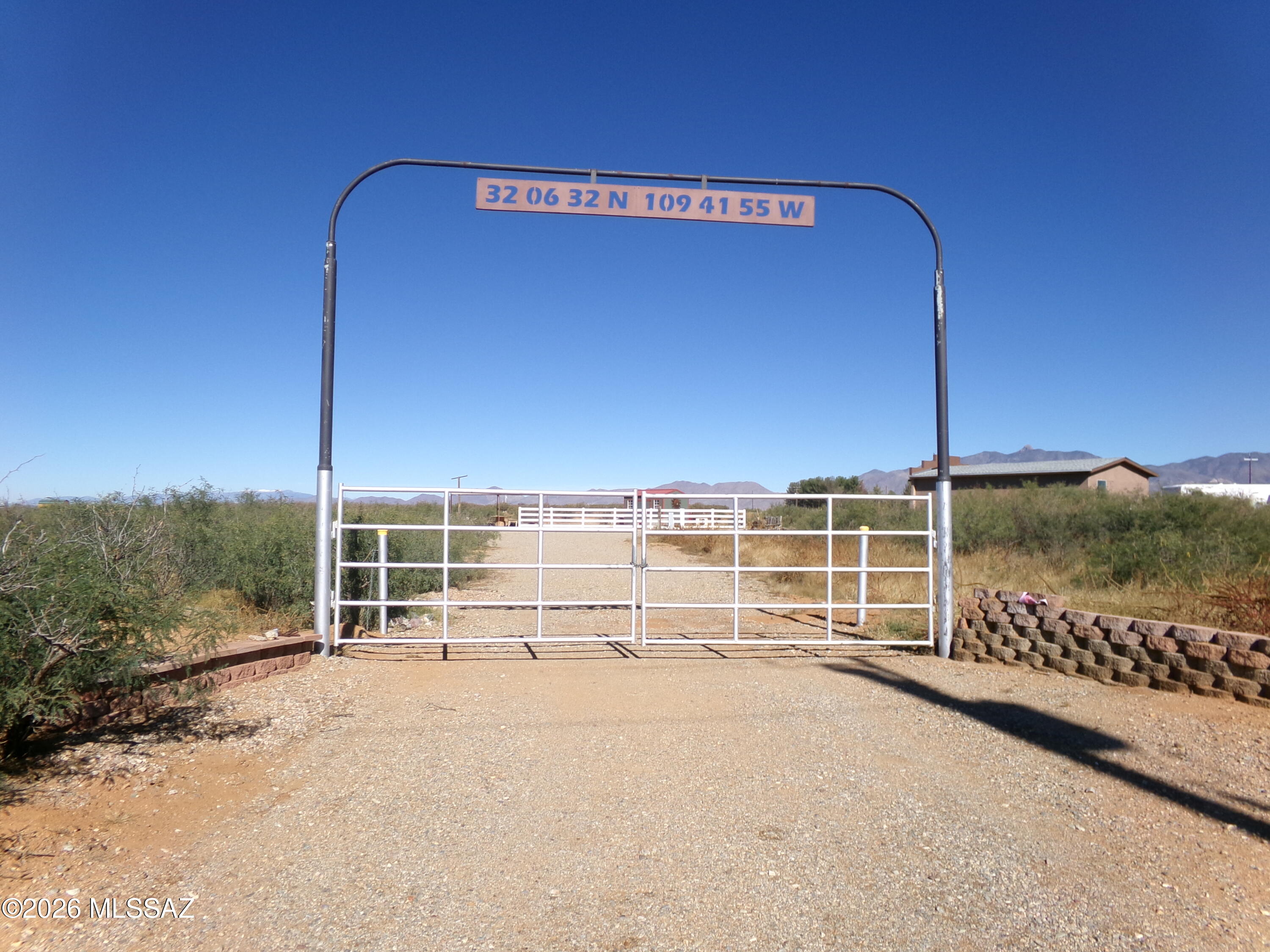 20.04 acre parcel off Kansas Settlement Road, about 12 miles east of Willcox on the Willcox Bench. Improvements include a 30'x40' barn,  10'x12'storage shed,  and a 1994 park model trailer (10' x 42') with 2 pop outs. Property offers views of Dos Cabezas mountains to the North & Dragoon Mountains  to the South. Adjacent pistachio orchard to the North. Vineyards and wine tasting rooms are located  in the surrounding area. Suitable for agriculture use, including vineyard development.
