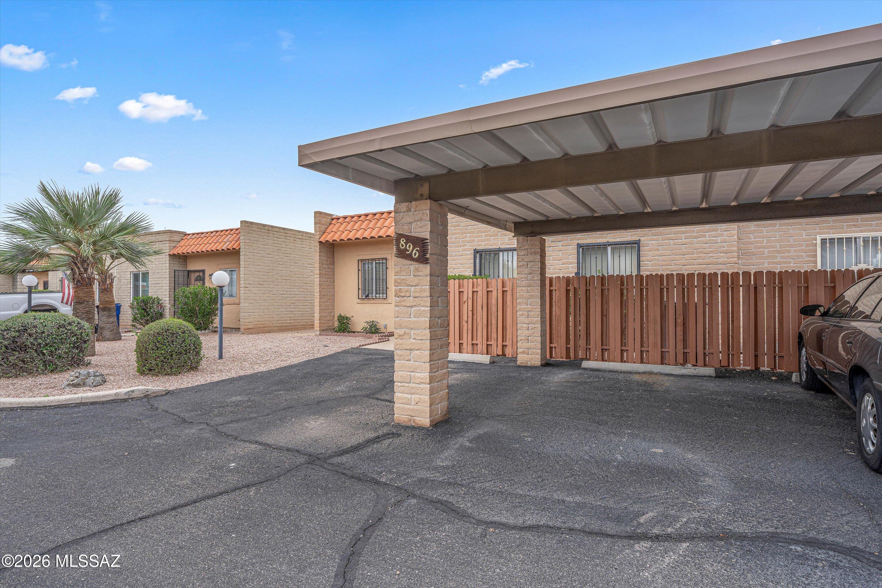 Pantano Park (161-248,160) - Residential