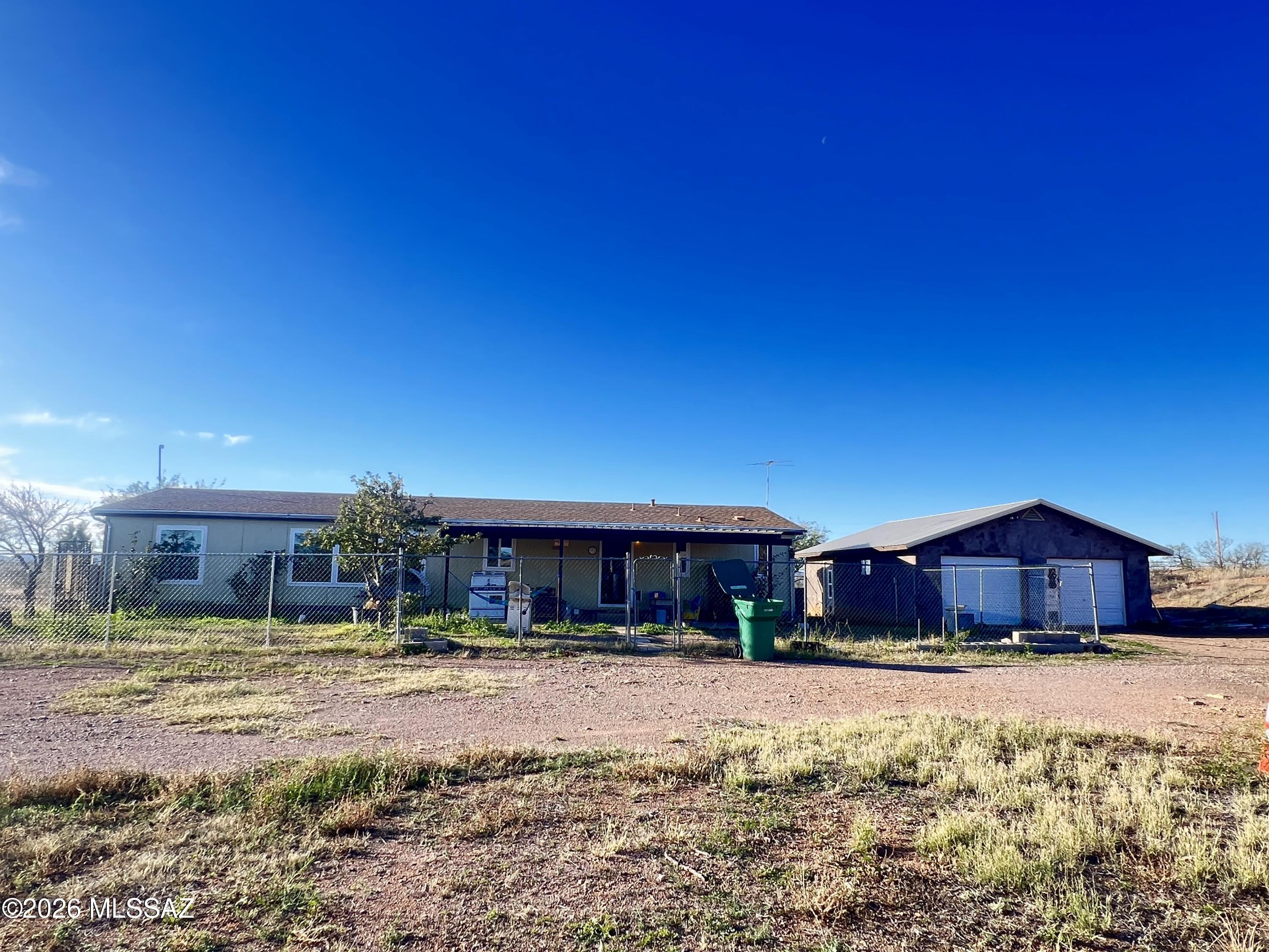 Arivaca Lake Est - Residential