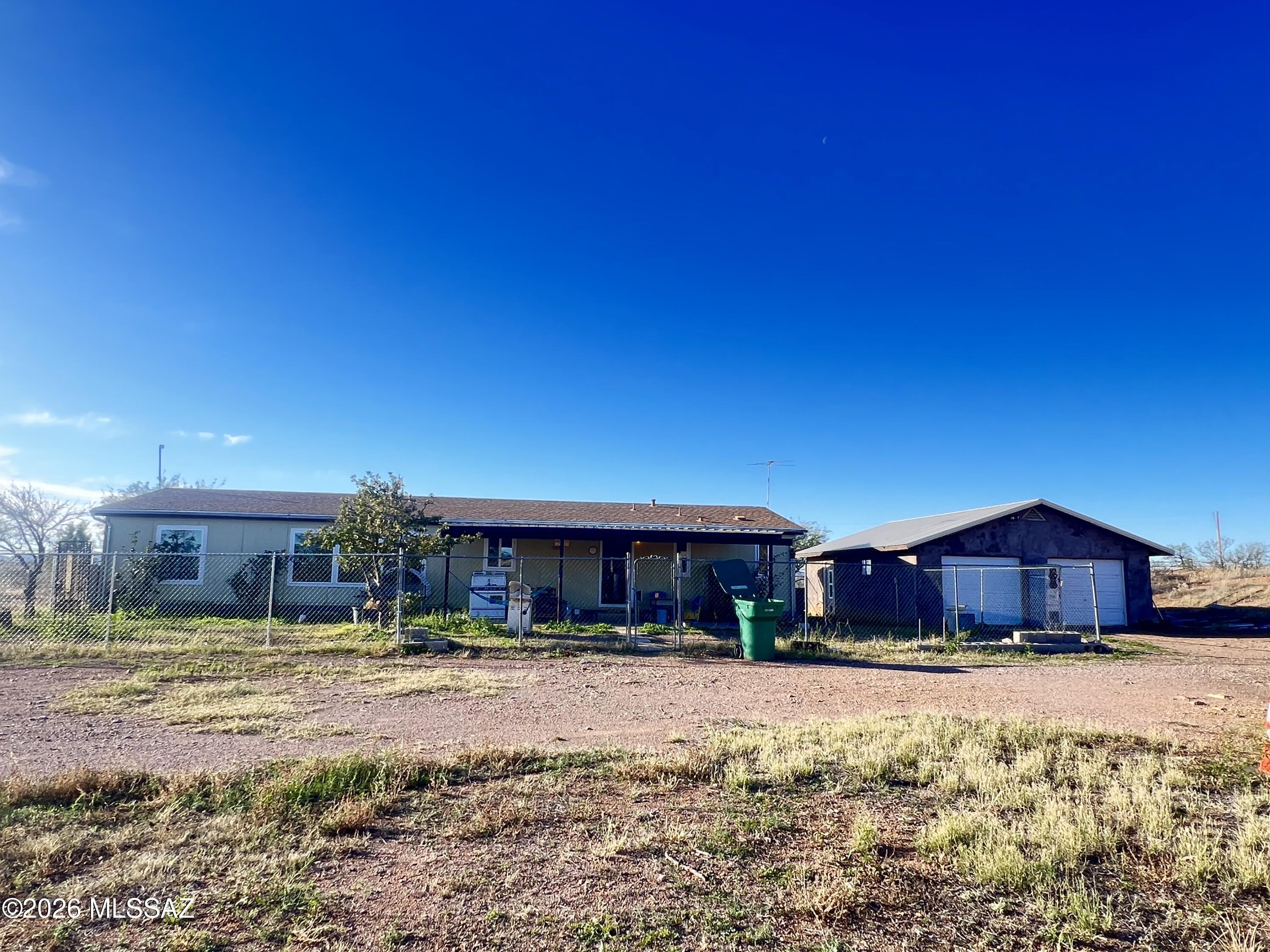Arivaca Lake Est - Residential