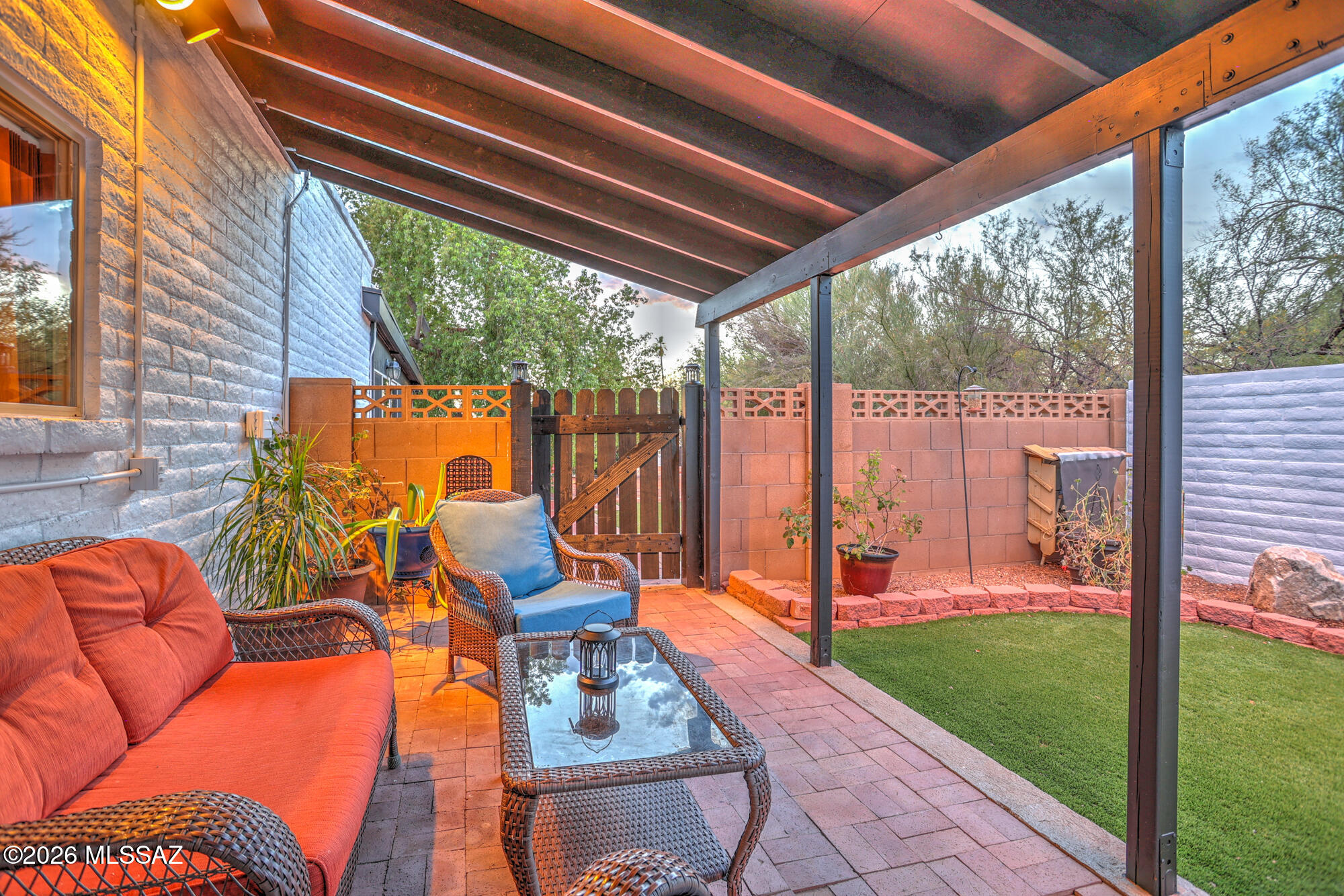 Casas Adobes West (1-220) - Residential
