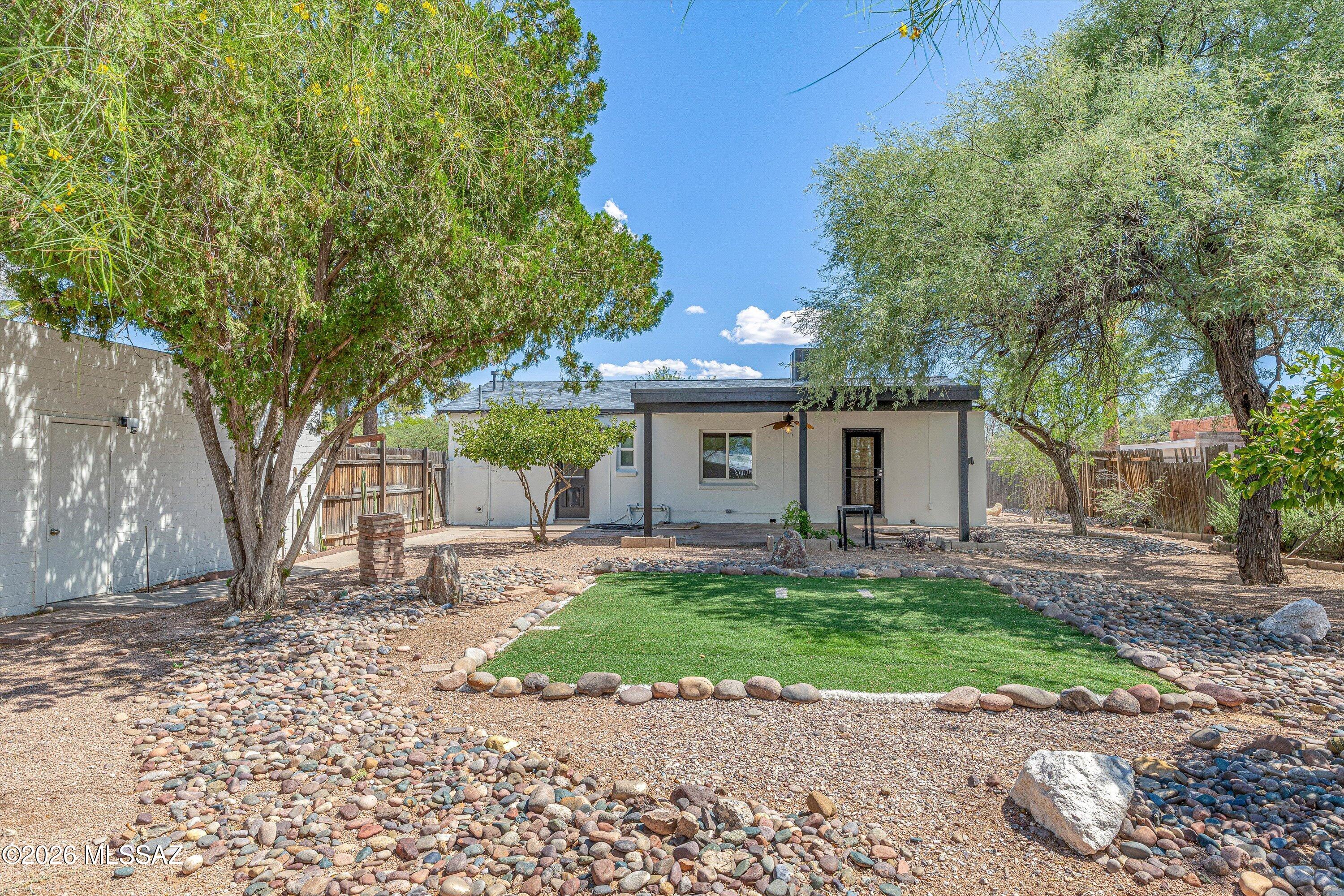 Catalina Poultry Acres NO 1 - Residential