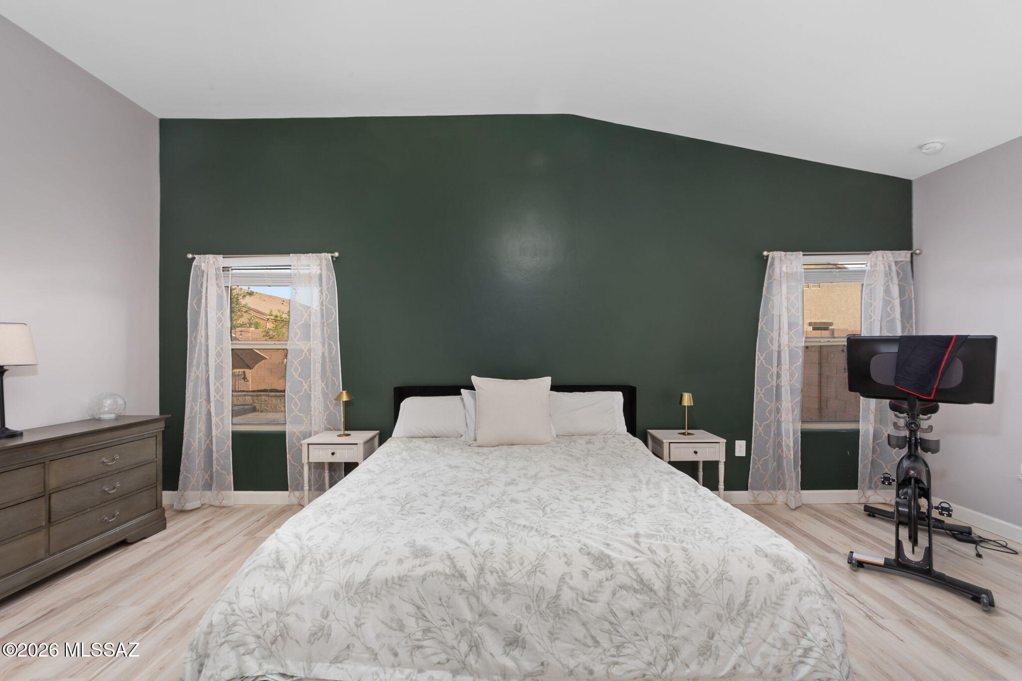 Saguaro Bloom 7B - Residential