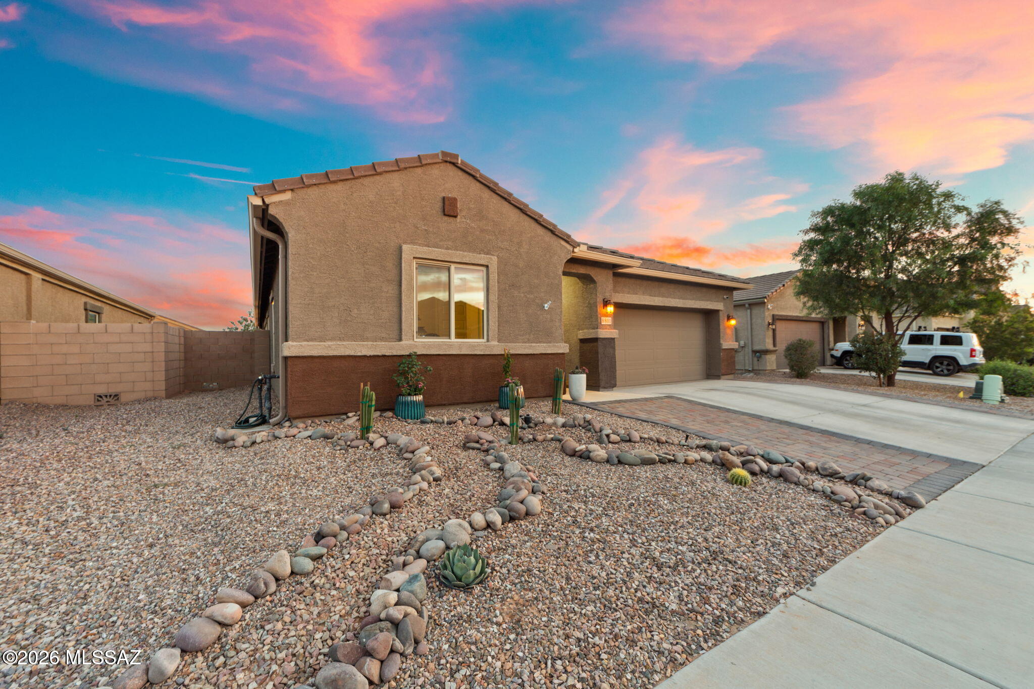 Saguaro Bloom 7B - Residential