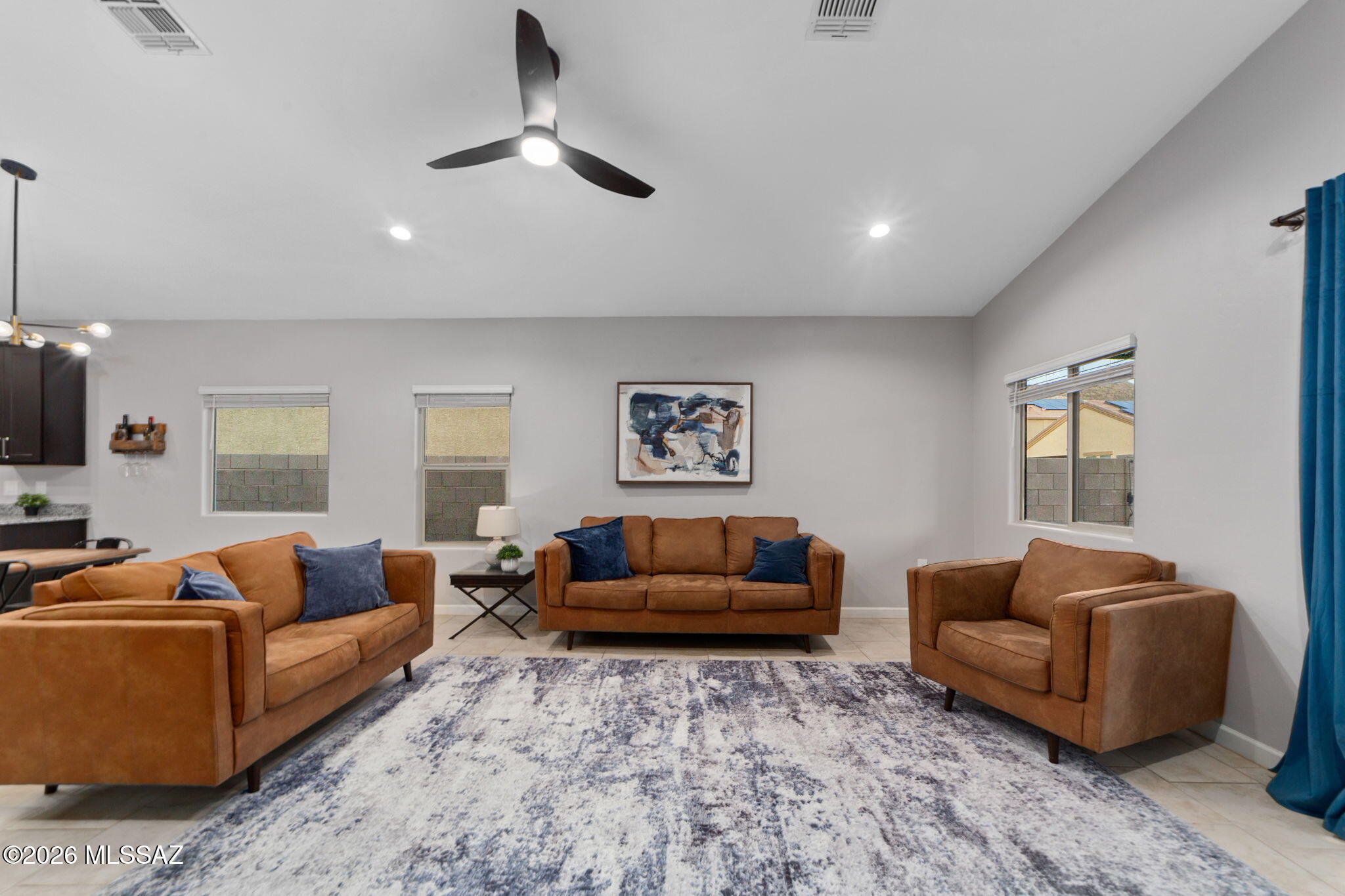 Saguaro Bloom 7B - Residential
