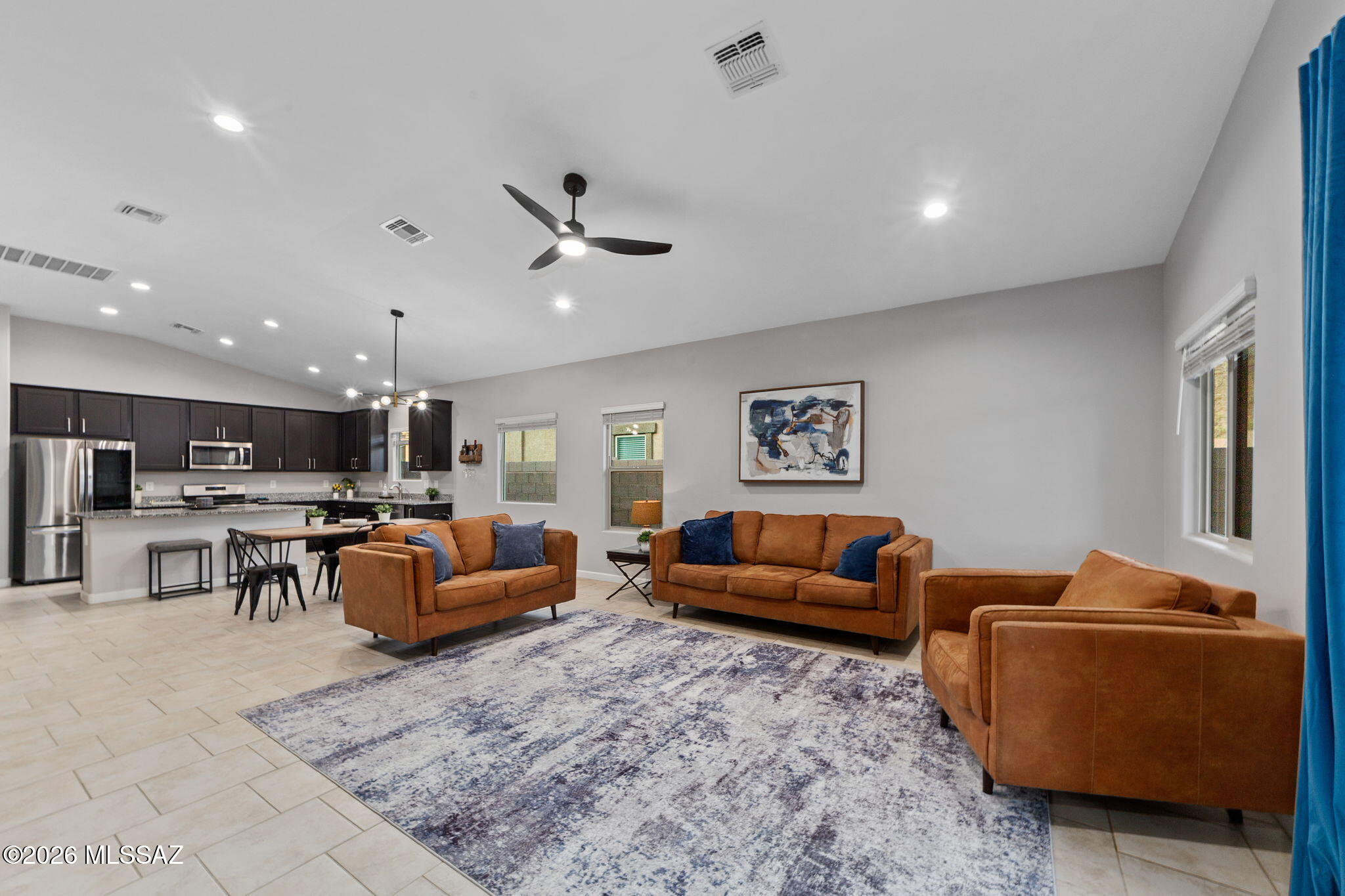 Saguaro Bloom 7B - Residential