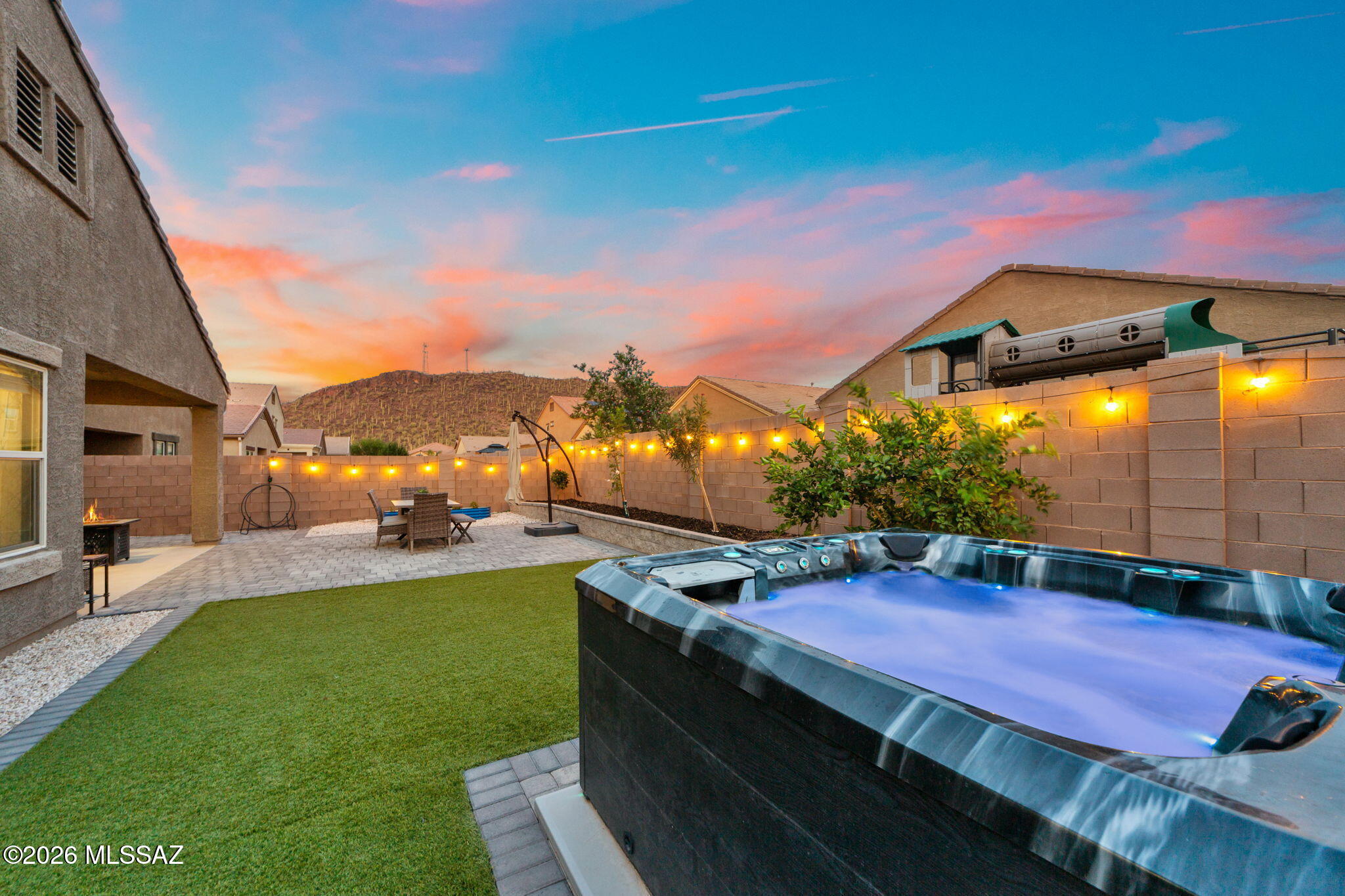 Saguaro Bloom 7B - Residential