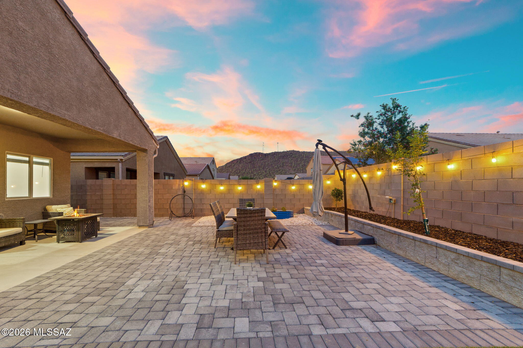 Saguaro Bloom 7B - Residential