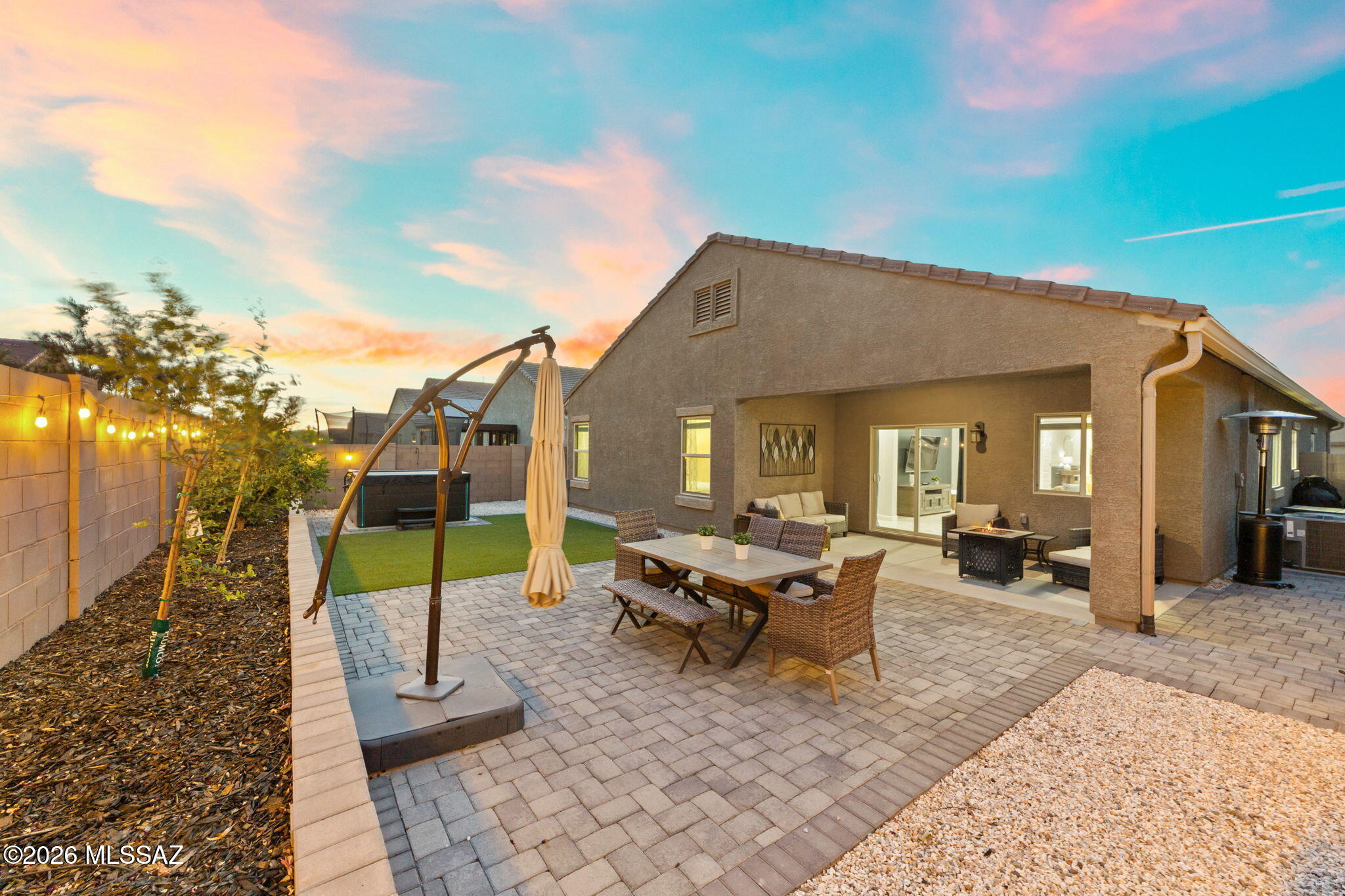 Saguaro Bloom 7B - Residential