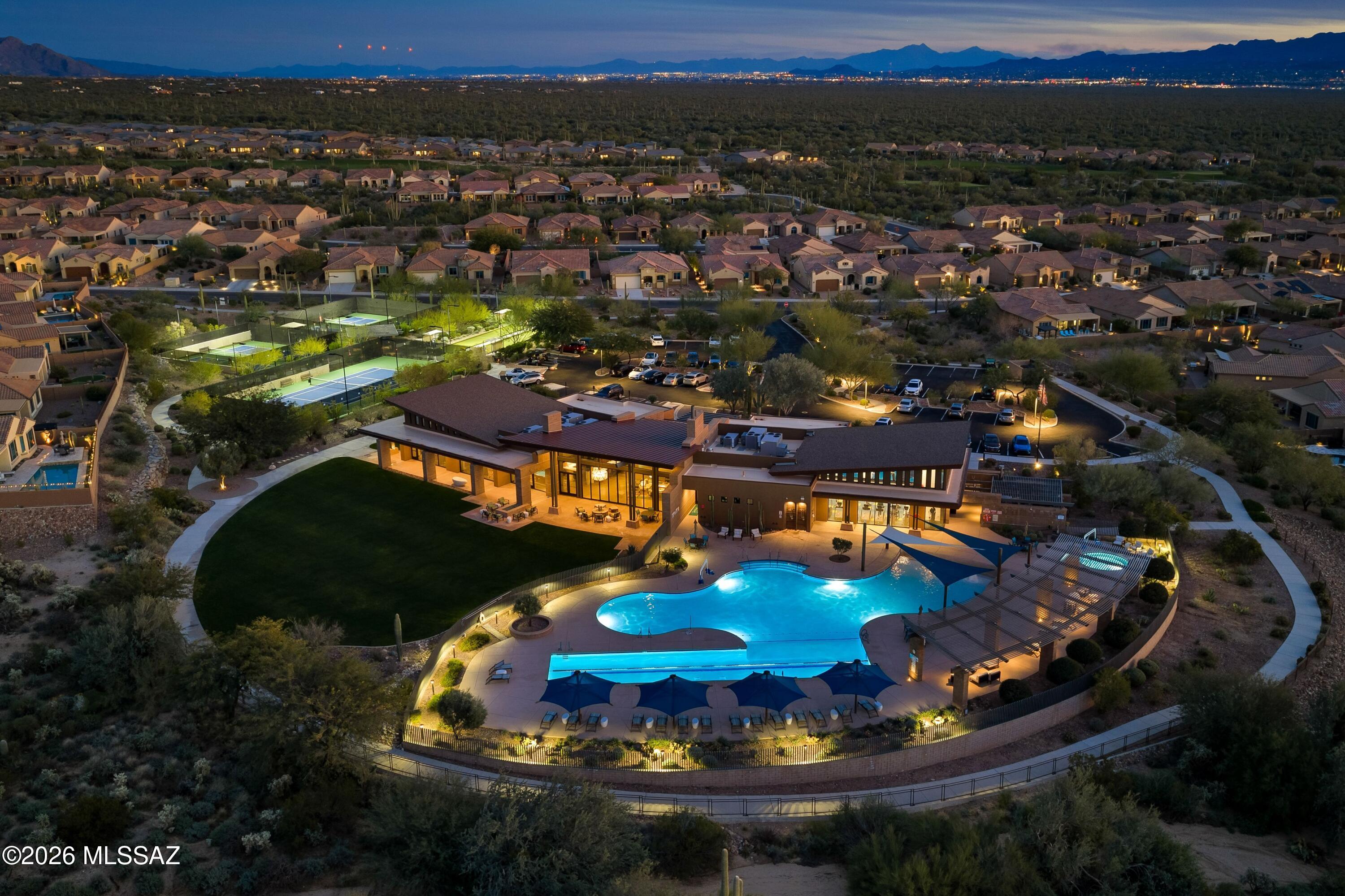 Del Webb At Dove Mountain SQ20131930189 - Residential