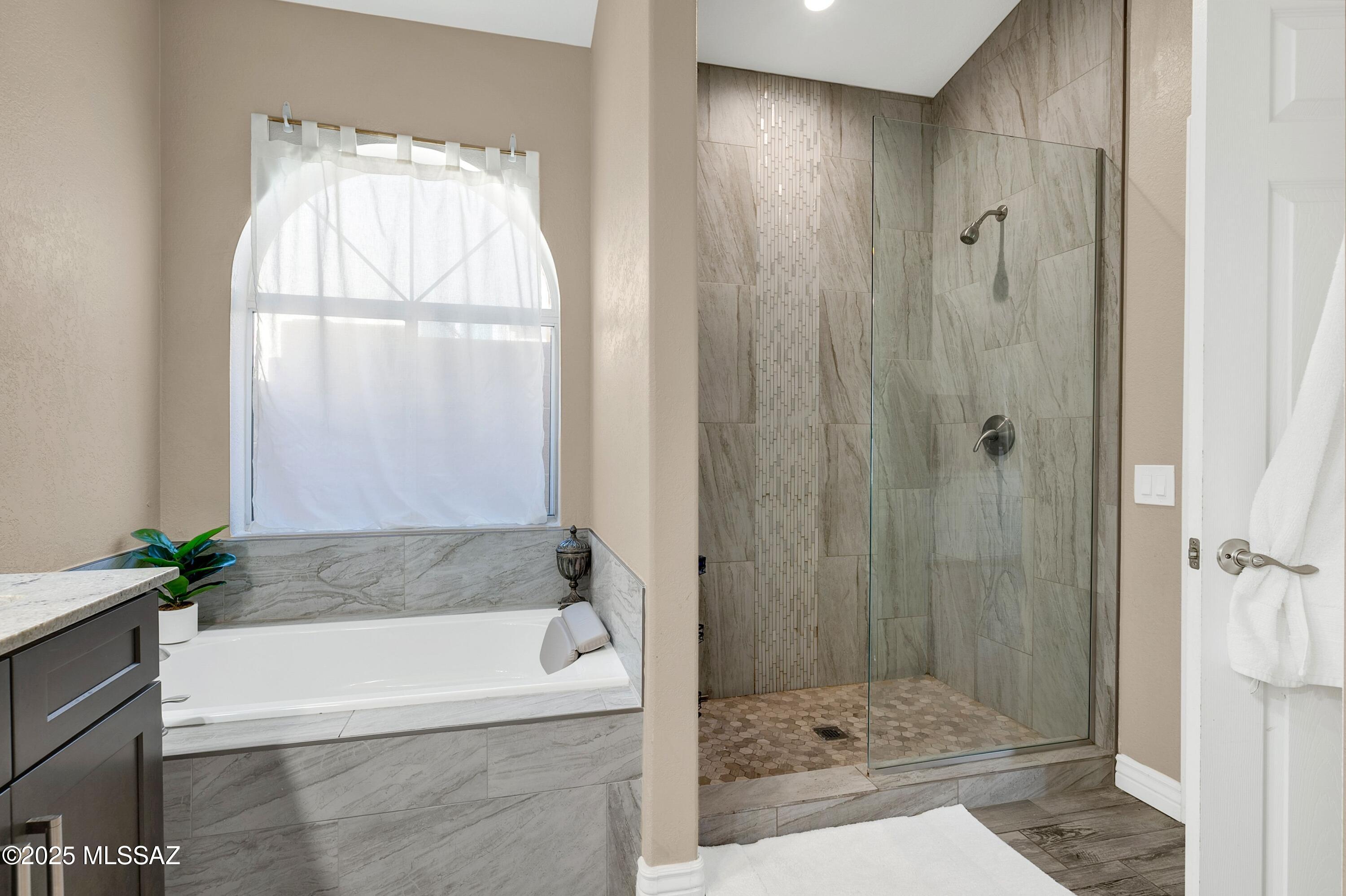 Encanto Canyon (1-85) - Residential