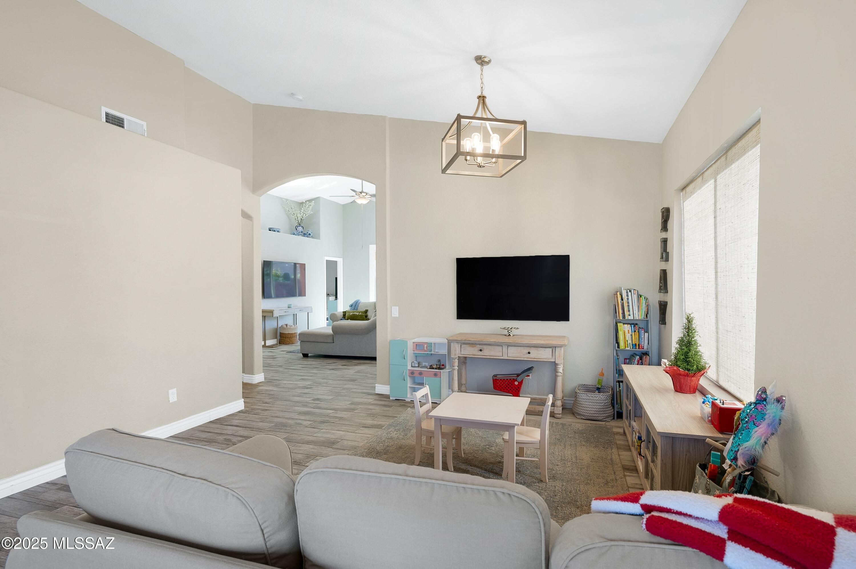 Encanto Canyon (1-85) - Residential