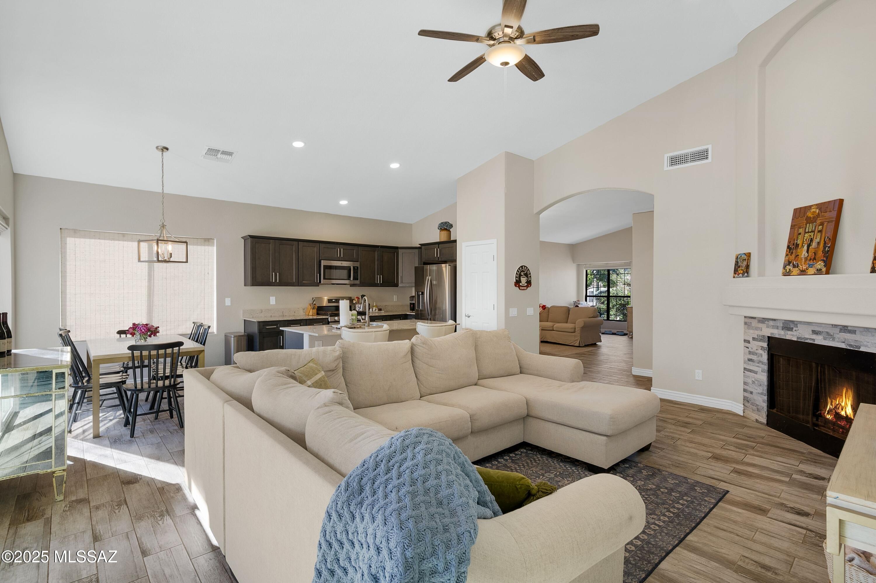Encanto Canyon (1-85) - Residential