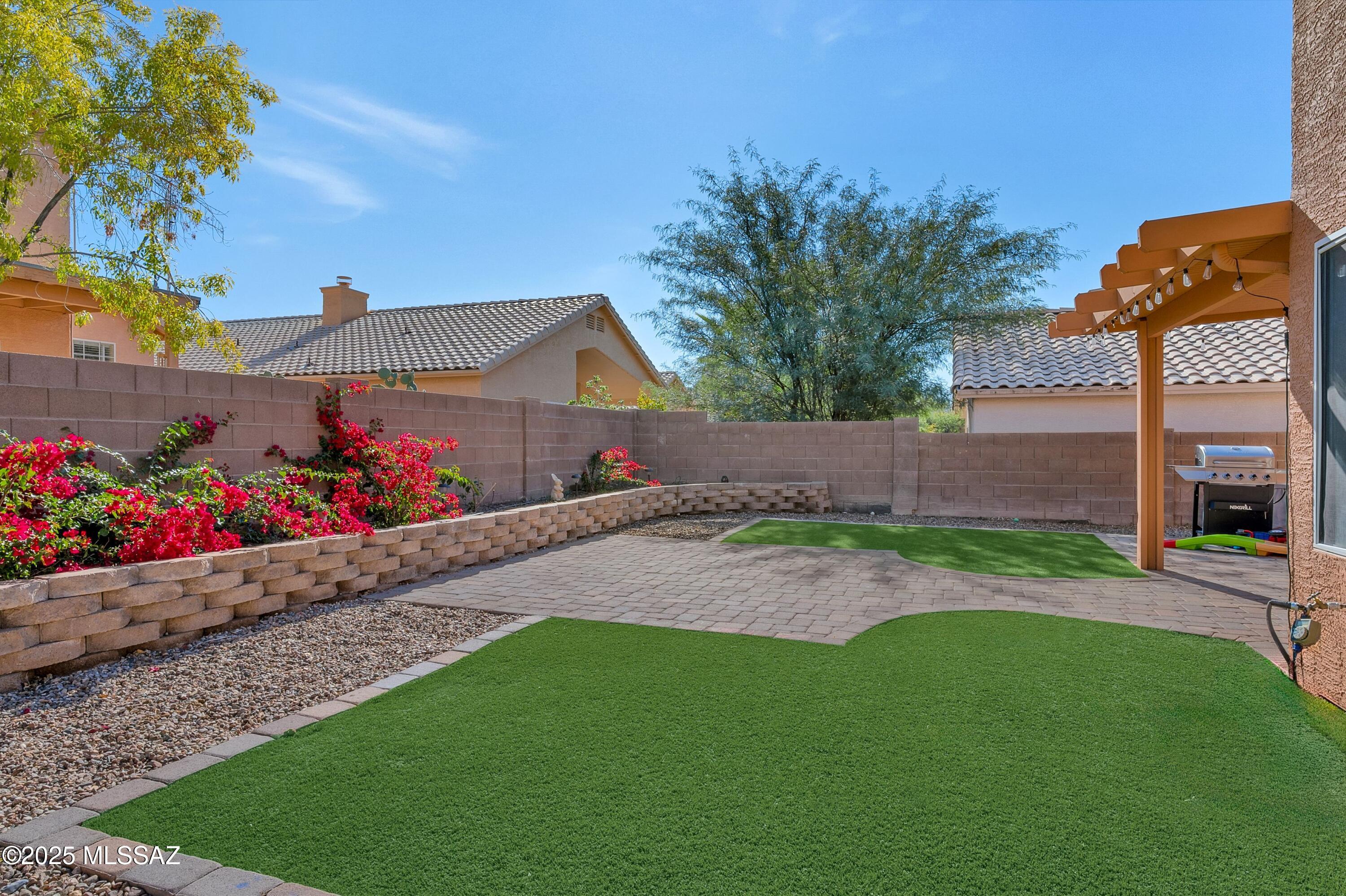 Encanto Canyon (1-85) - Residential