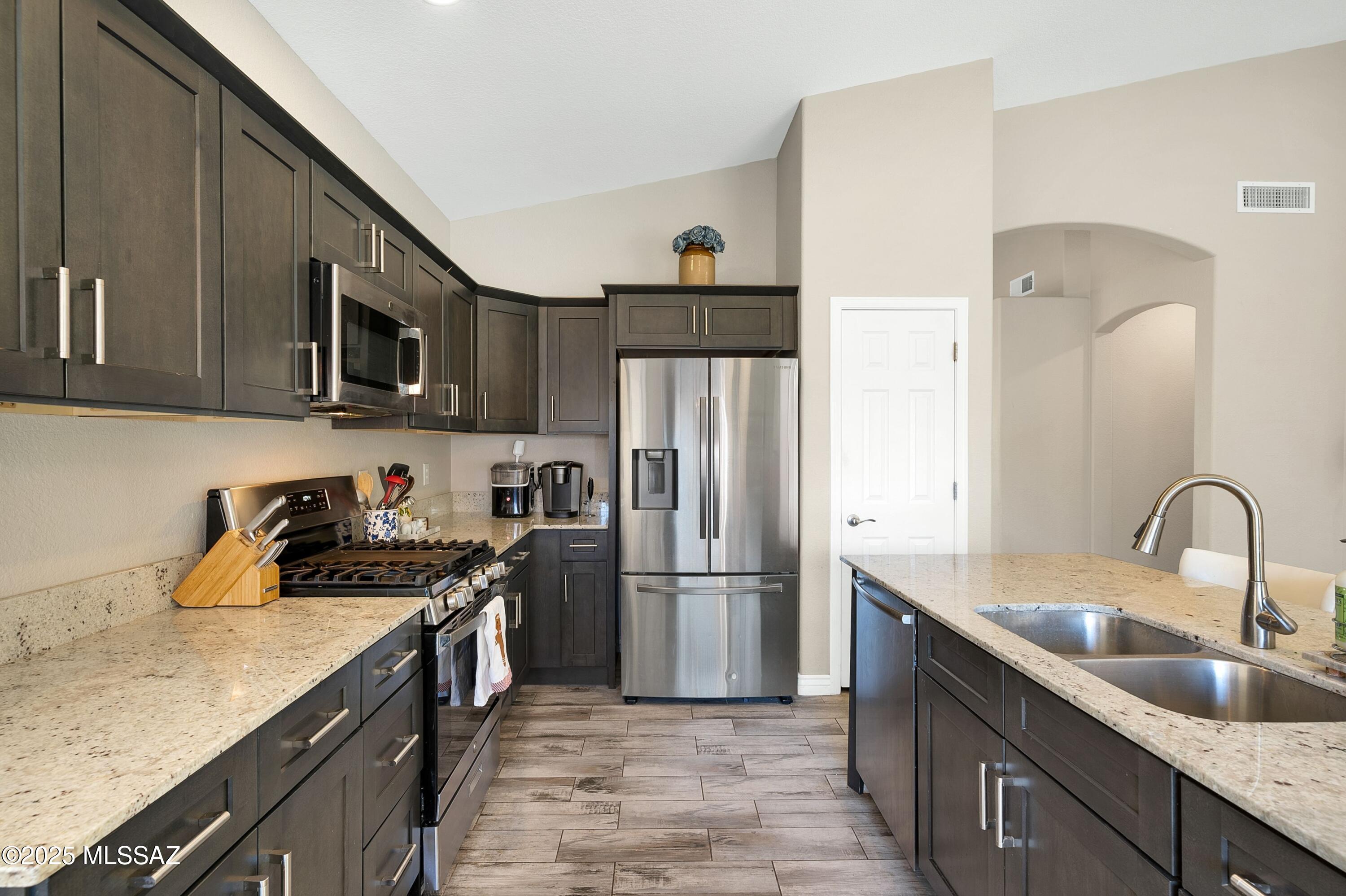Encanto Canyon (1-85) - Residential