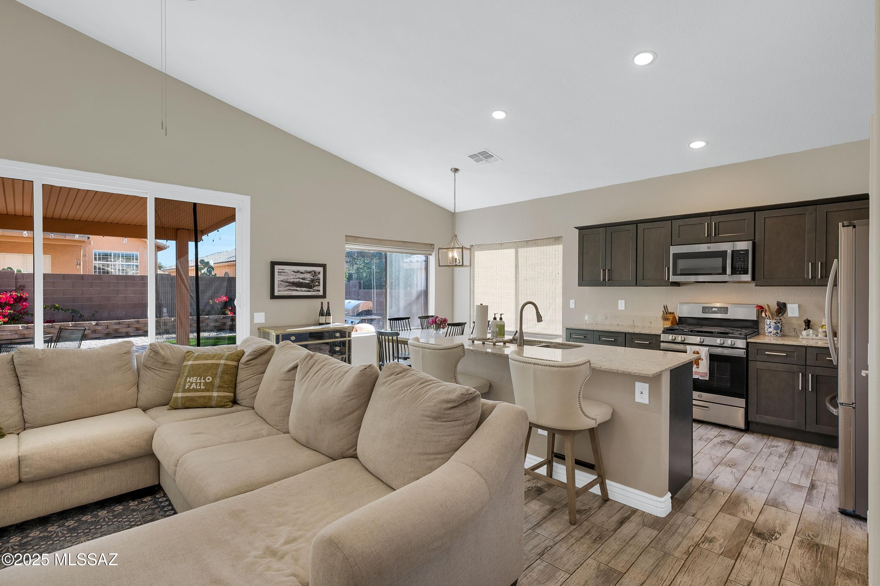 Encanto Canyon (1-85) - Residential
