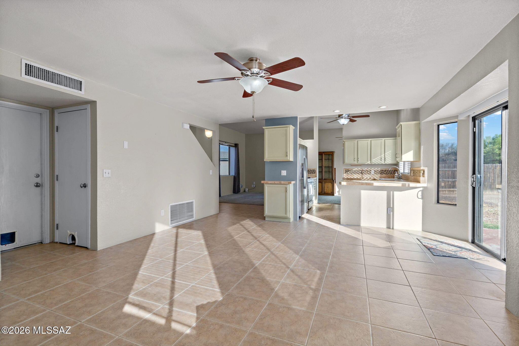 Meadowbrook (270-272, 335-347, 404-409) - Residential