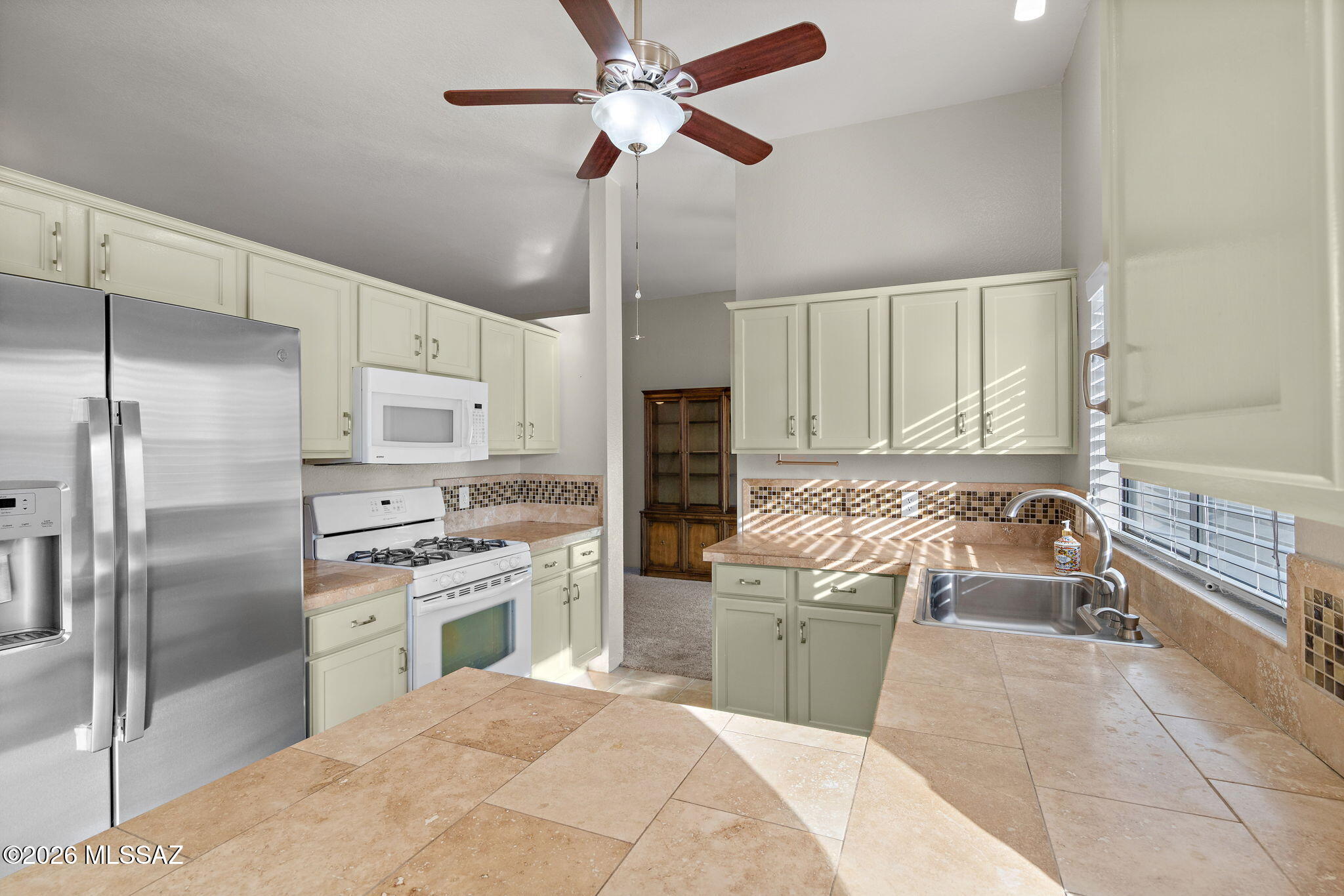 Meadowbrook (270-272, 335-347, 404-409) - Residential
