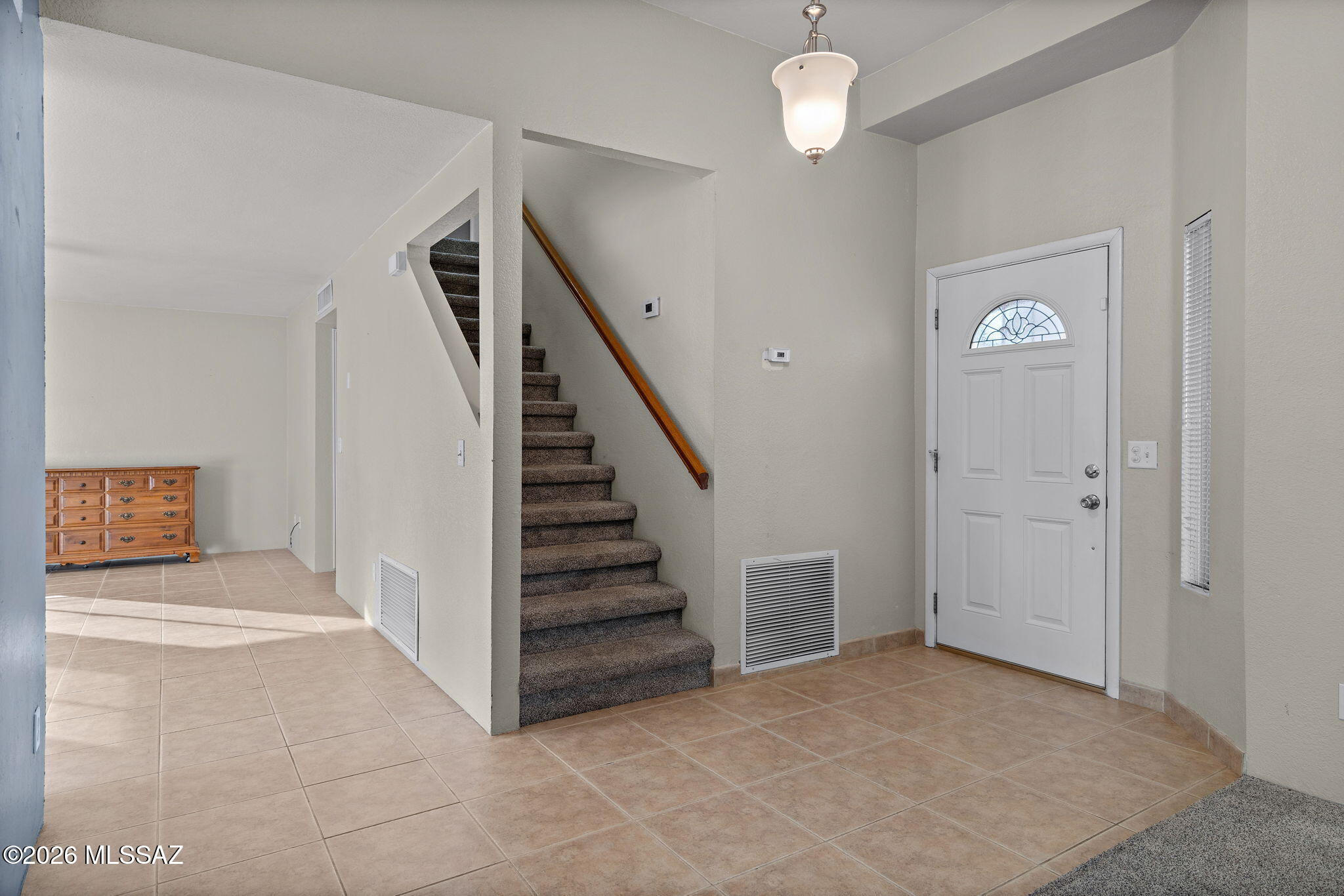 Meadowbrook (270-272, 335-347, 404-409) - Residential
