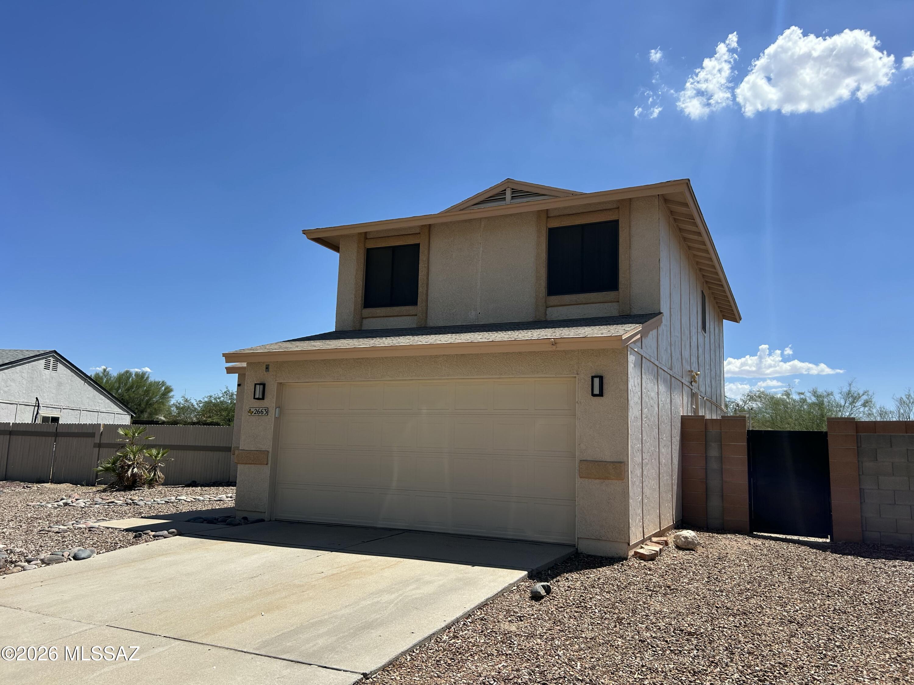 Meadowbrook (270-272, 335-347, 404-409) - Residential