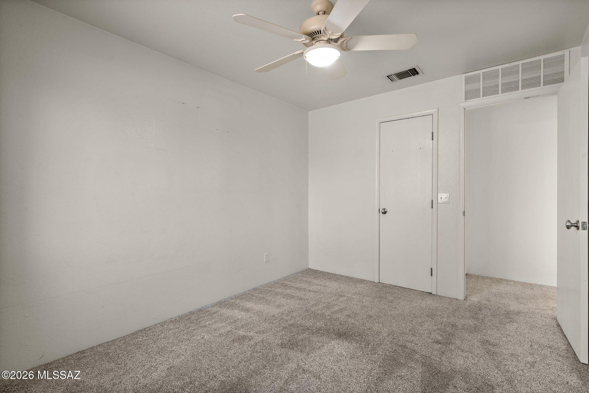 Meadowbrook (270-272, 335-347, 404-409) - Residential