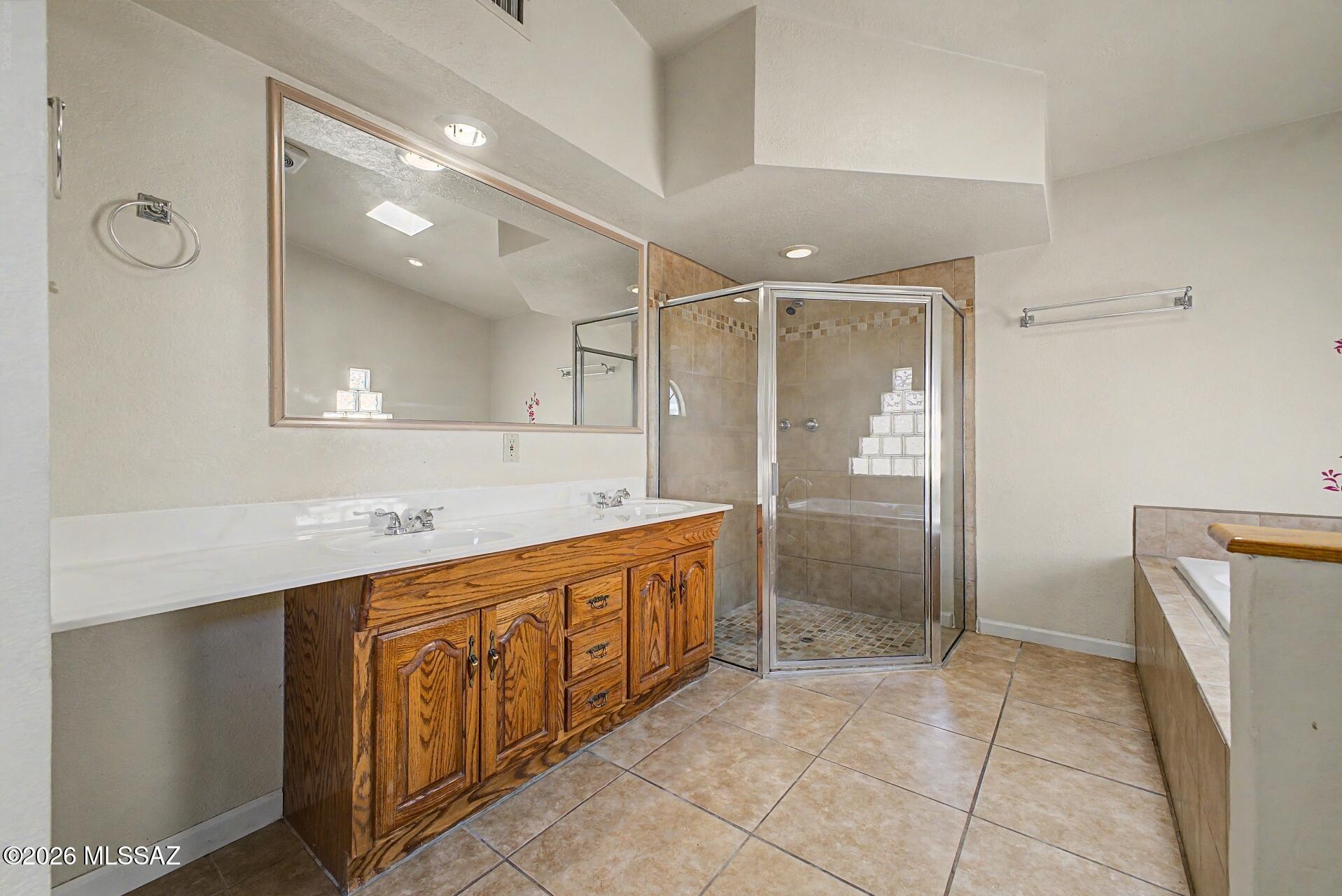 Longview Estates (57-107) - Residential