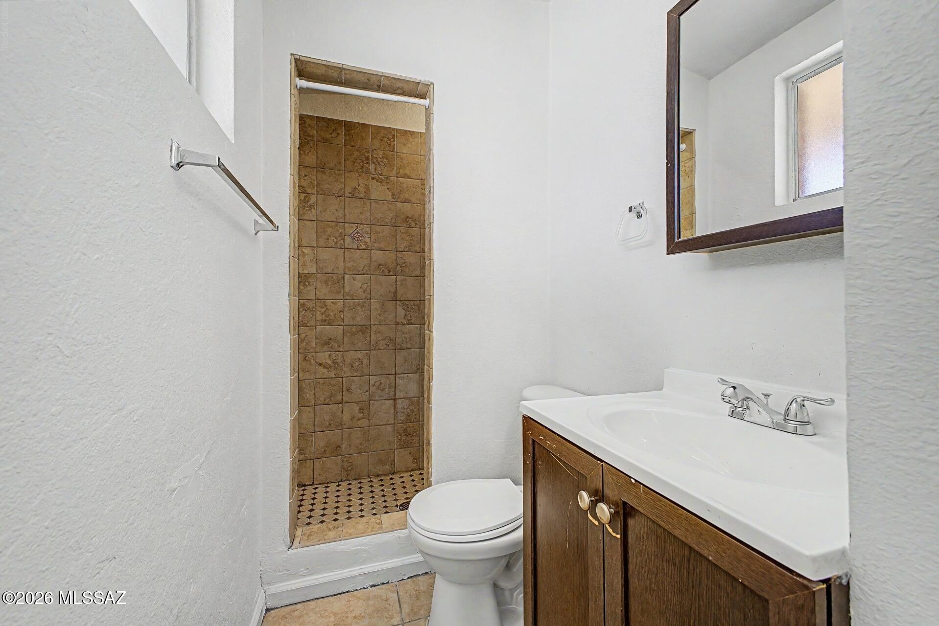 Longview Estates (57-107) - Residential