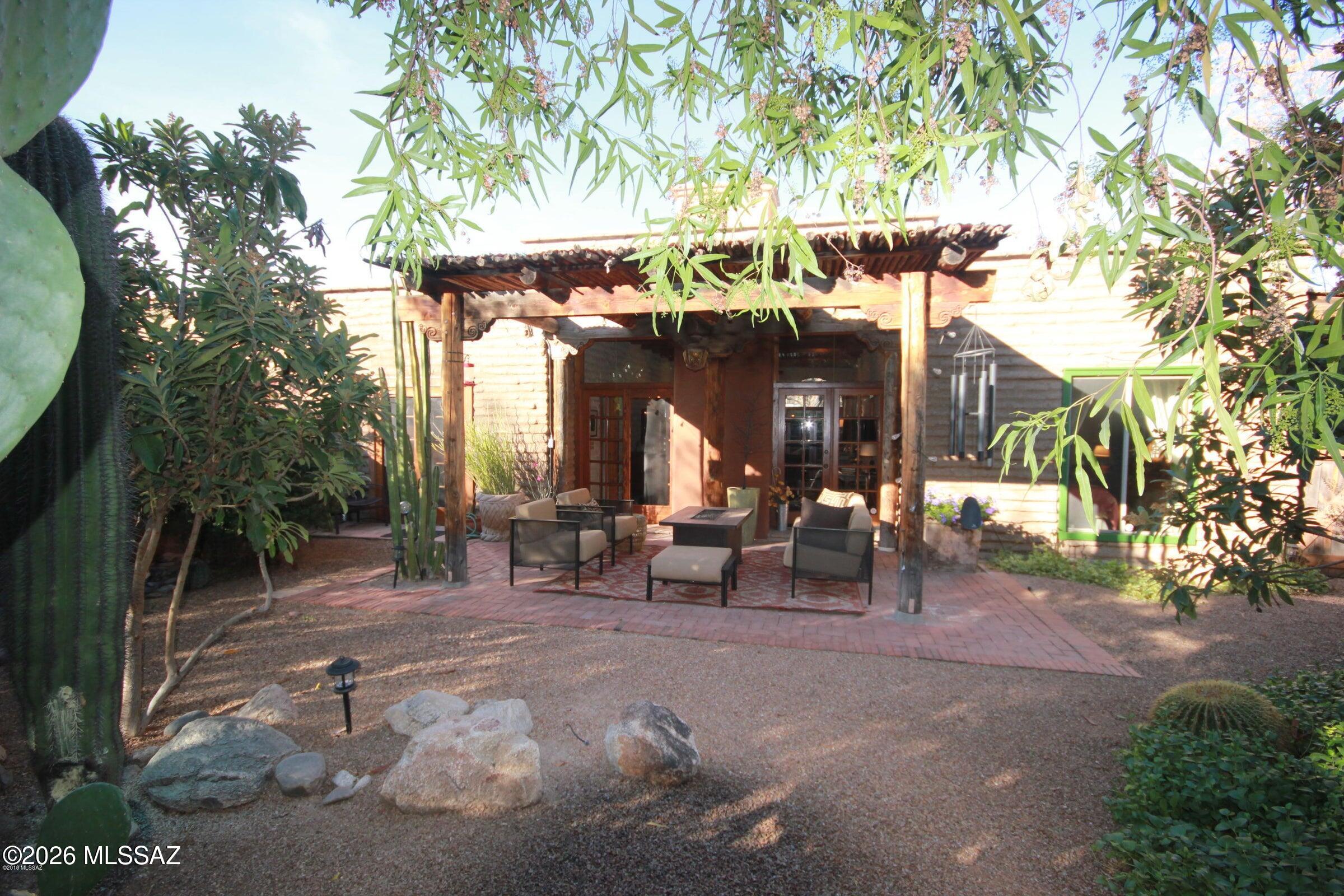 Sold in the Fort Lowell Historic District.