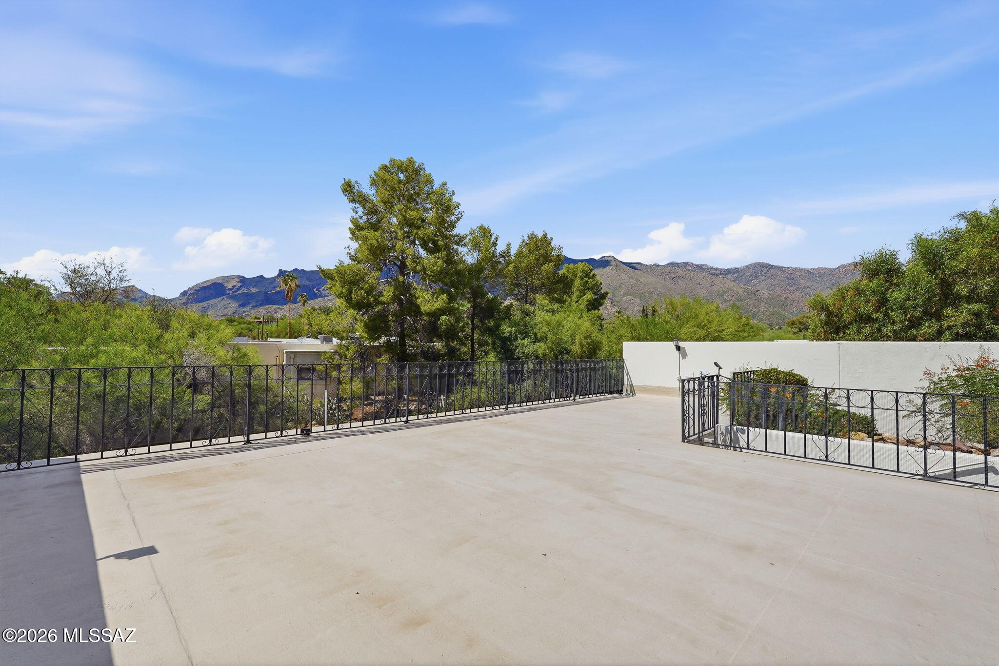 Skyline Bel Air Villas - Residential