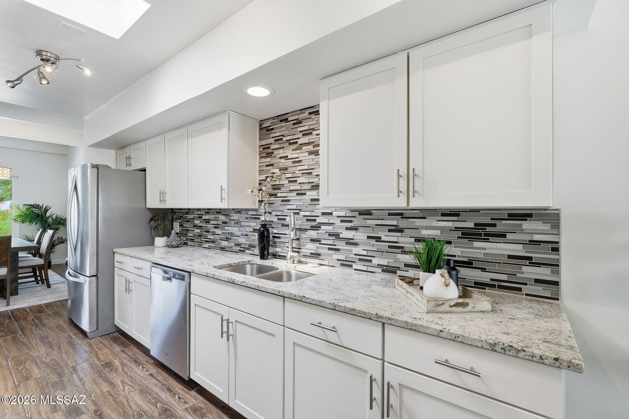 Skyline Bel Air Villas - Residential