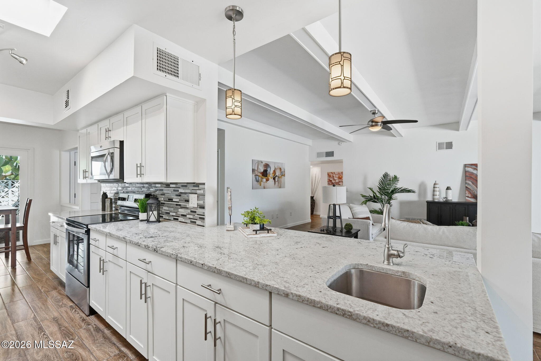 Skyline Bel Air Villas - Residential