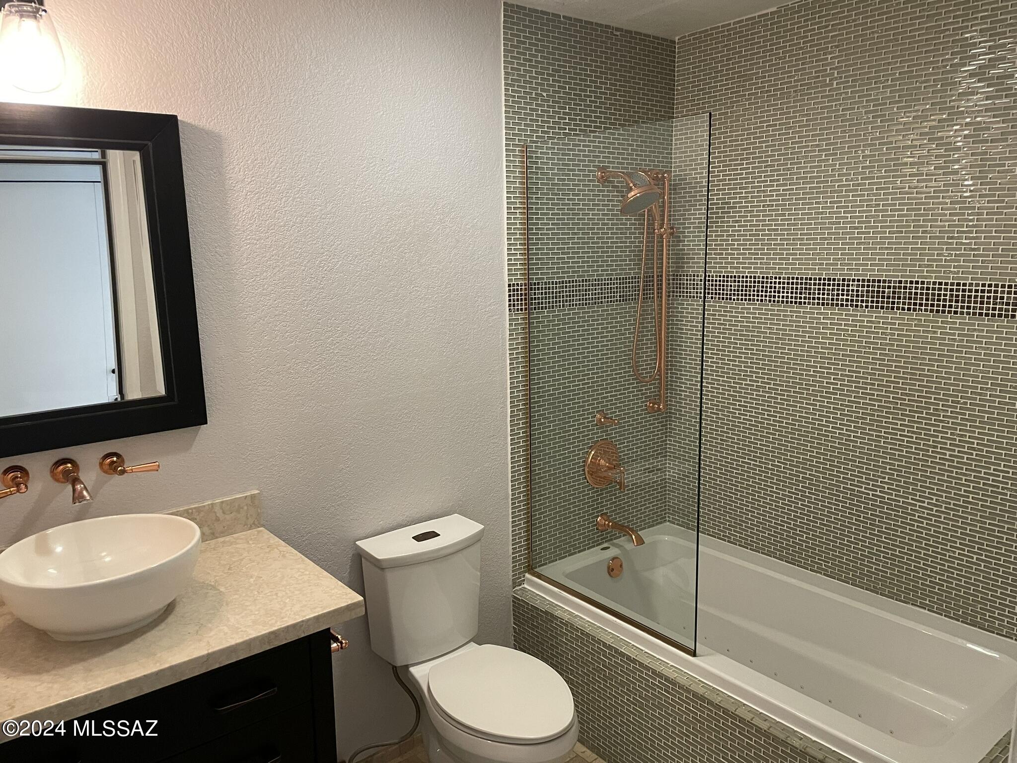 La Buena Vida Estates (74-110) - Residential Lease