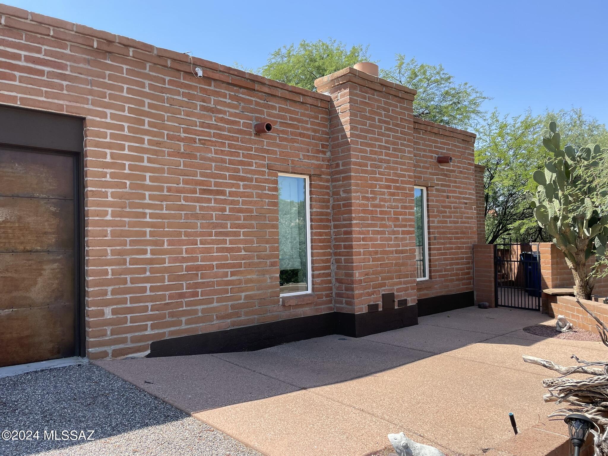 La Buena Vida Estates (74-110) - Residential Lease